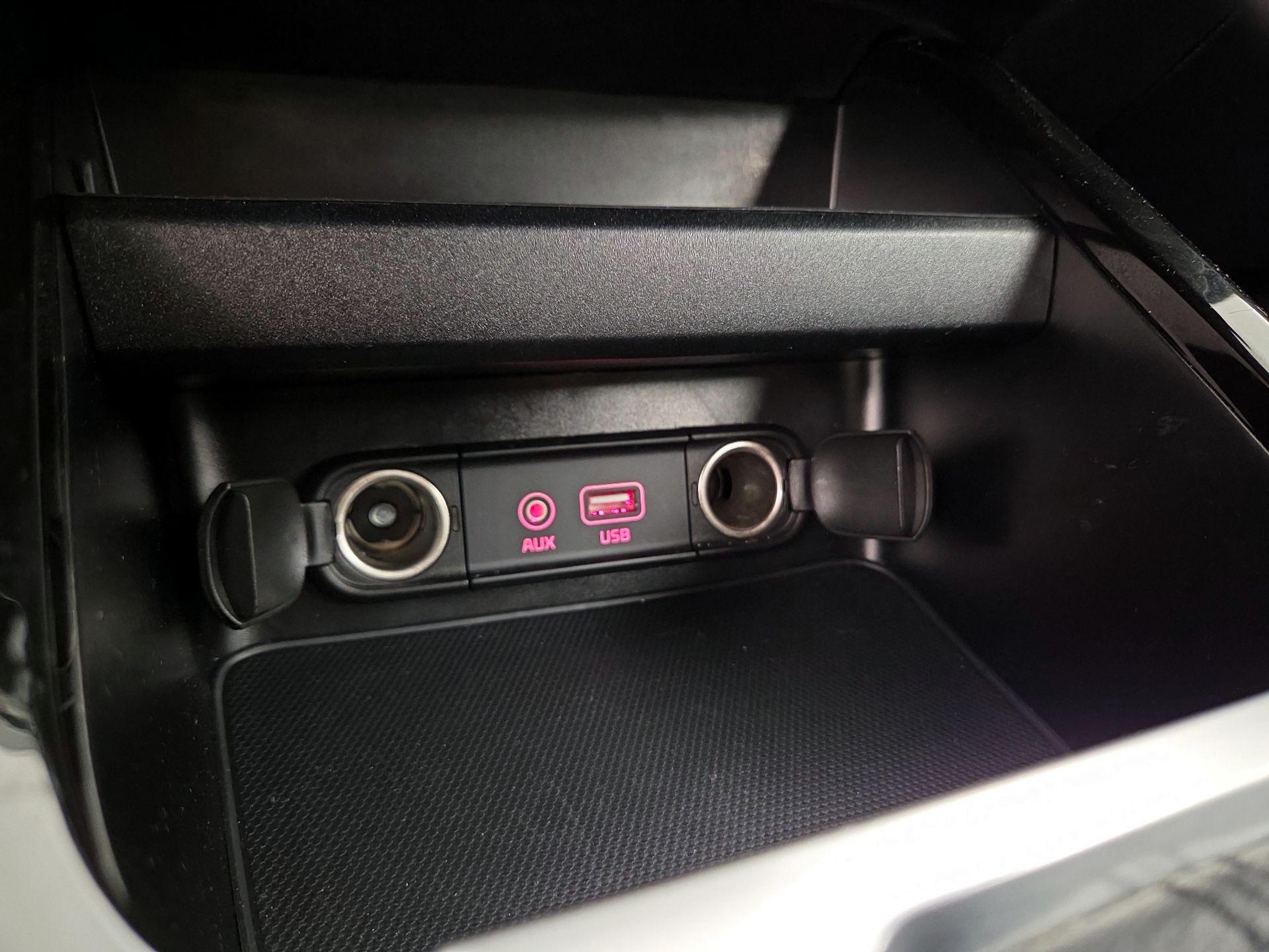 Thumbnail: 2021 Kia Forte - 18