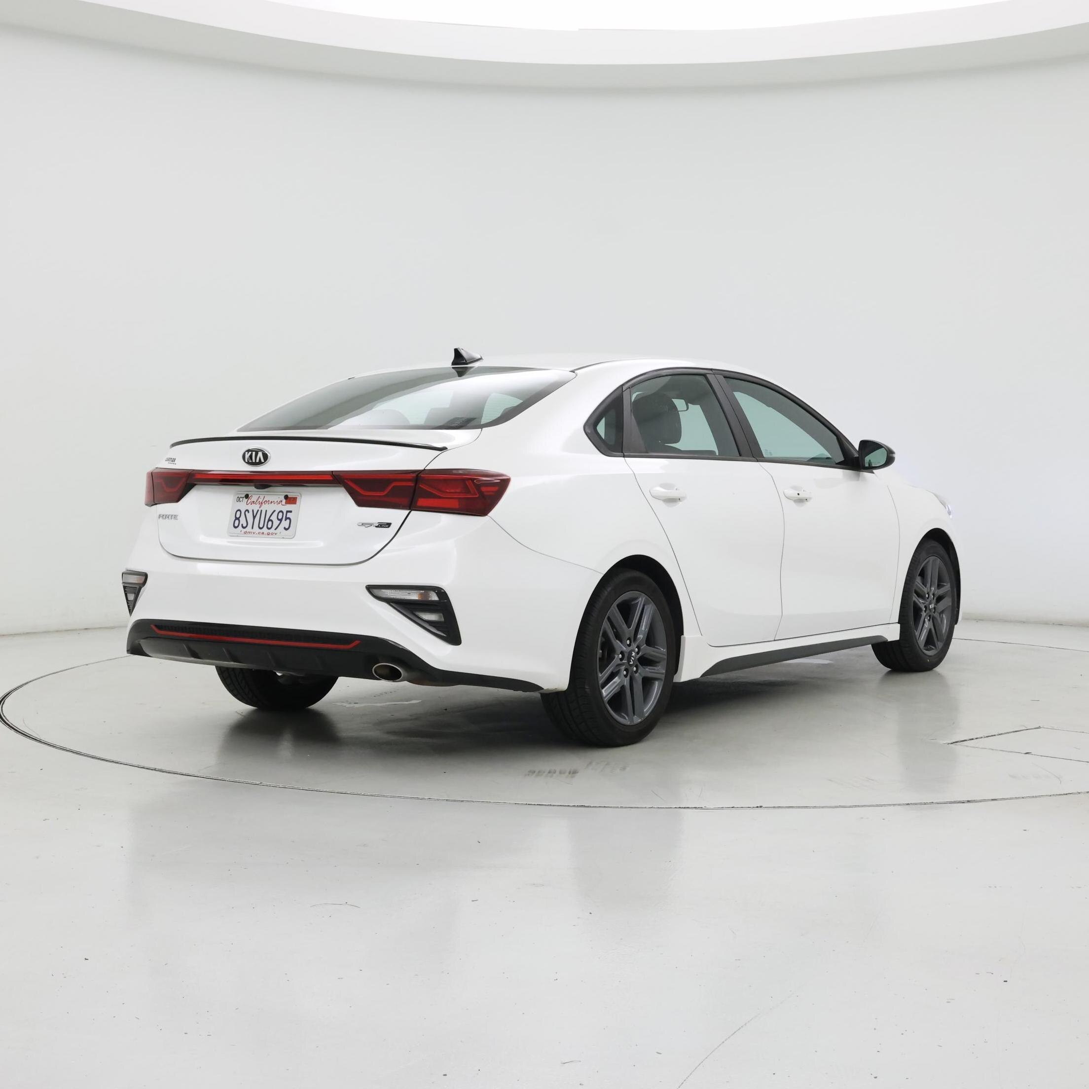 Thumbnail: 2021 Kia Forte - 8