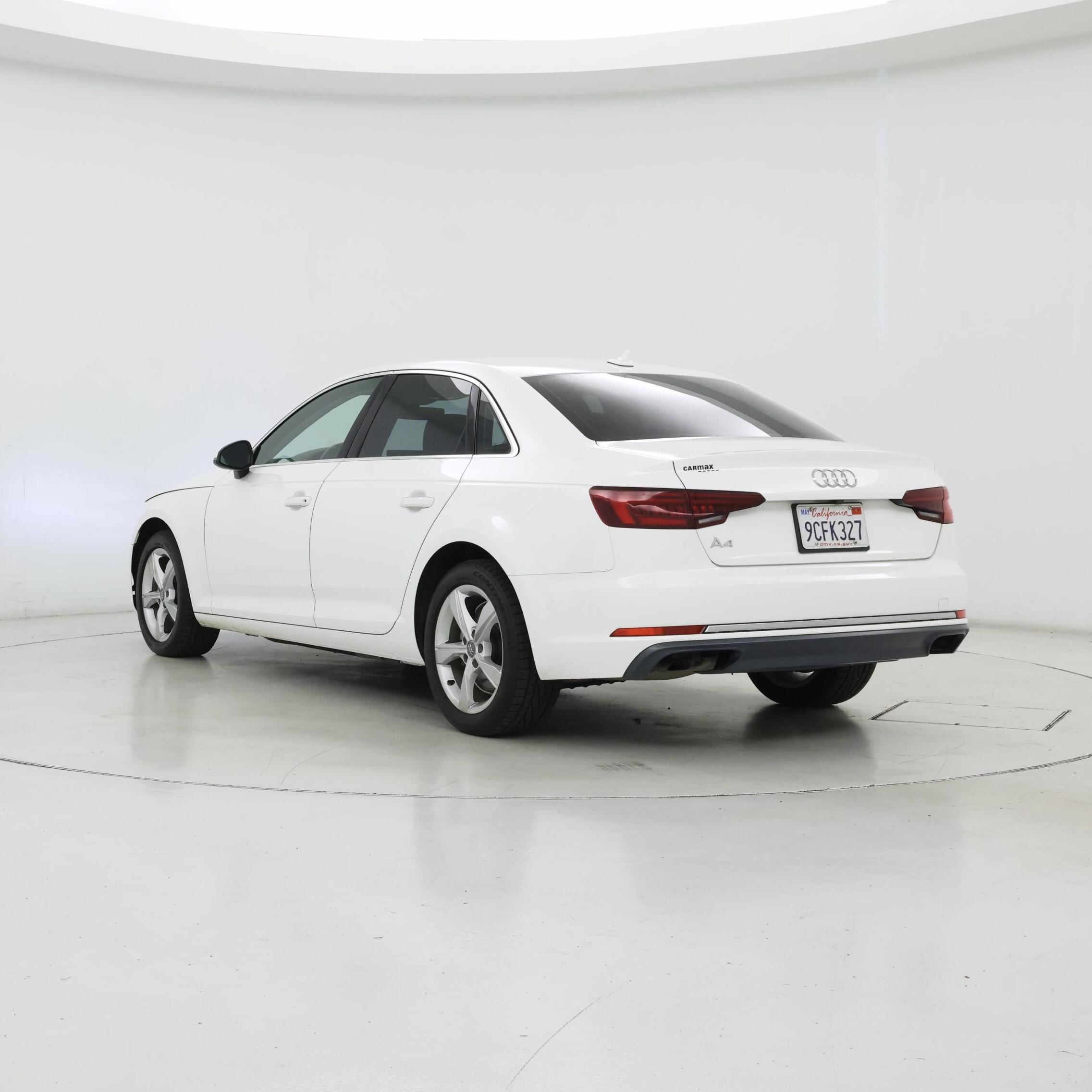 Thumbnail: 2019 Audi A4 - 2