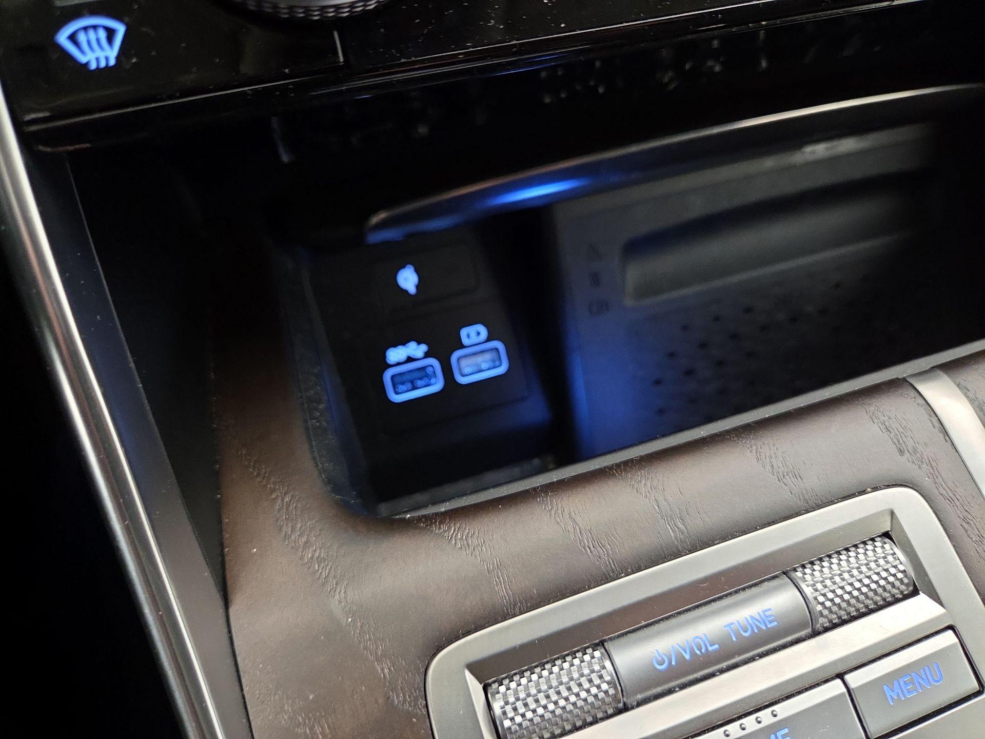 Thumbnail: 2022 Genesis GV80 - 19