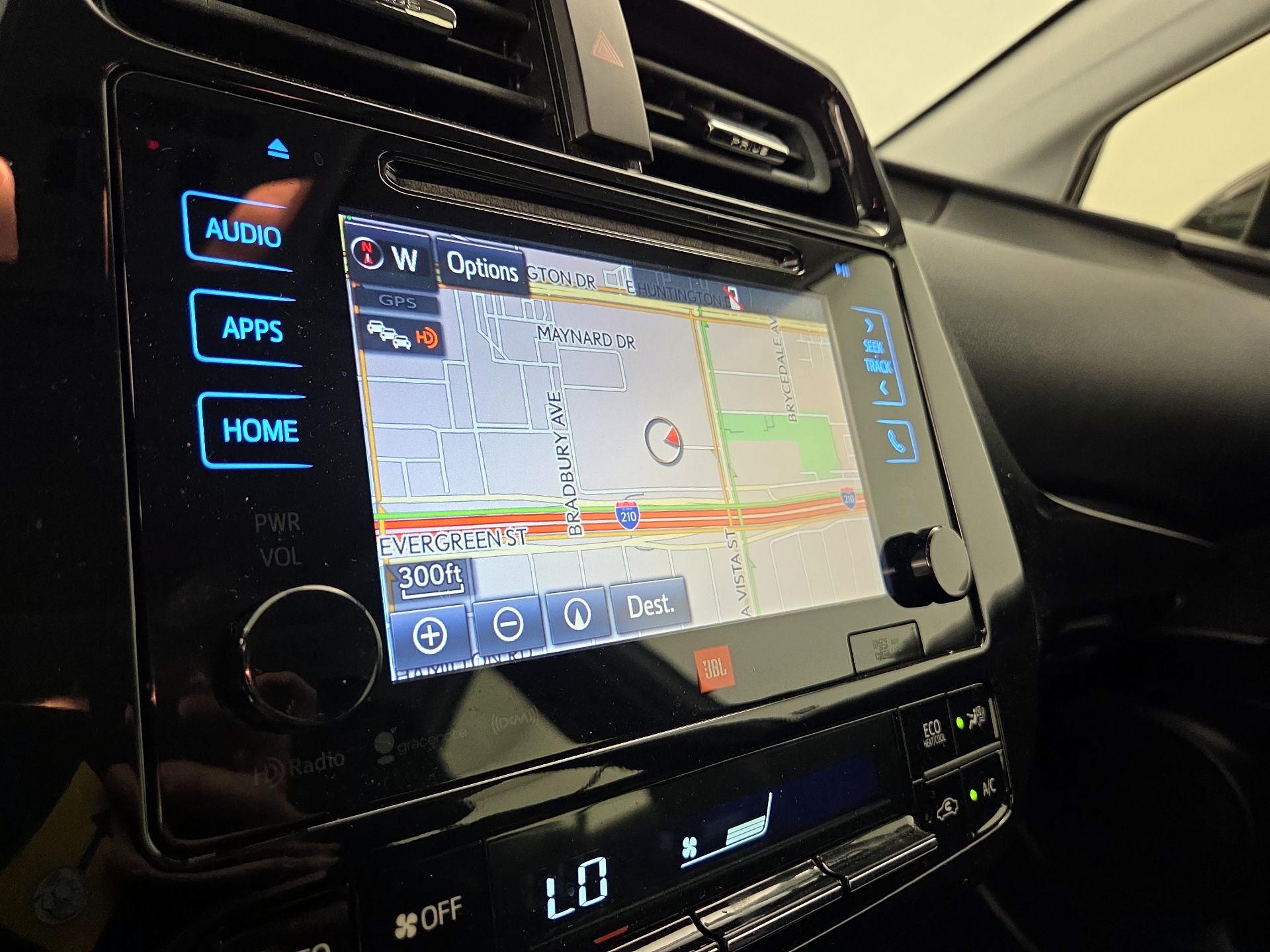 Thumbnail: 2017 Toyota Prius - 14