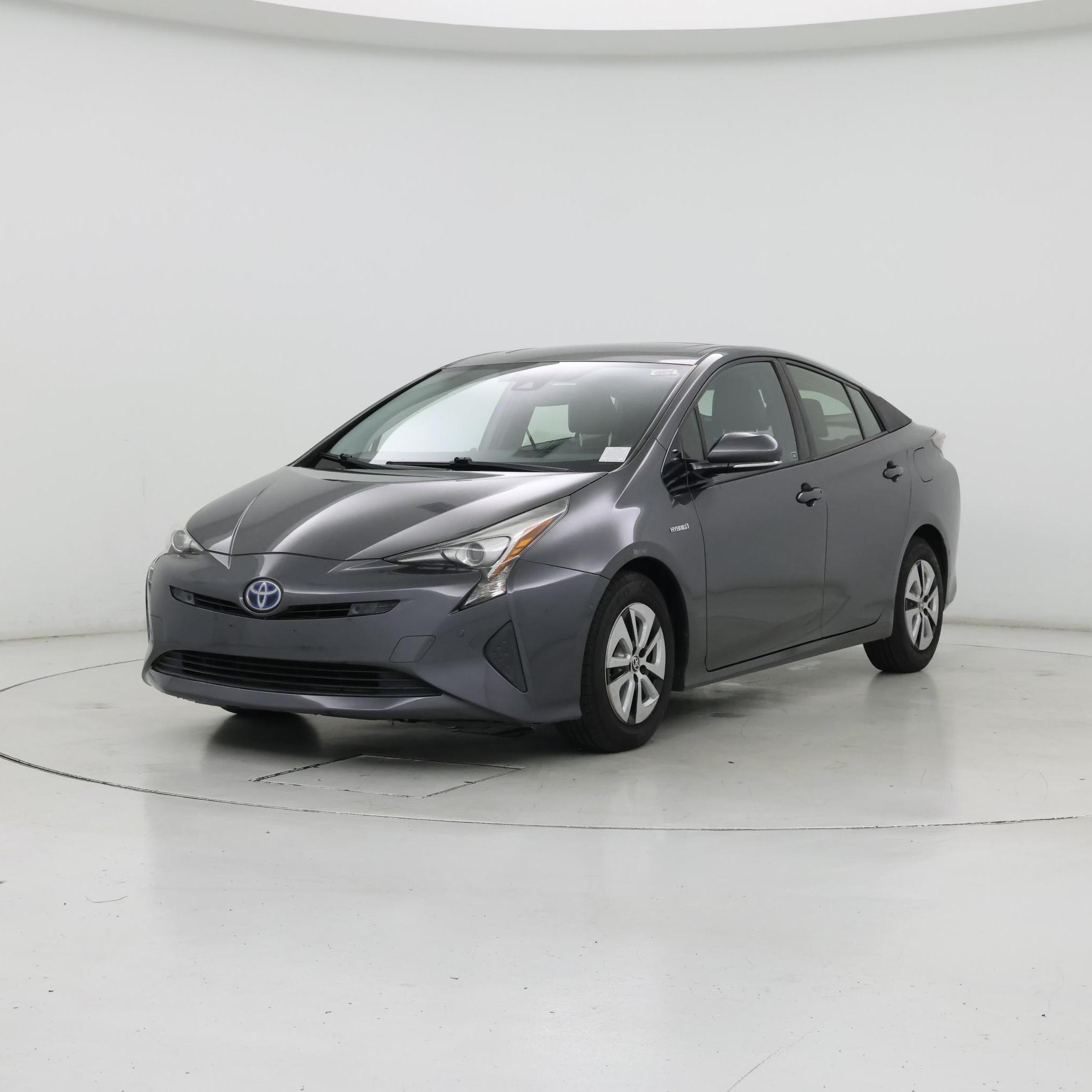 Thumbnail: 2017 Toyota Prius - 4