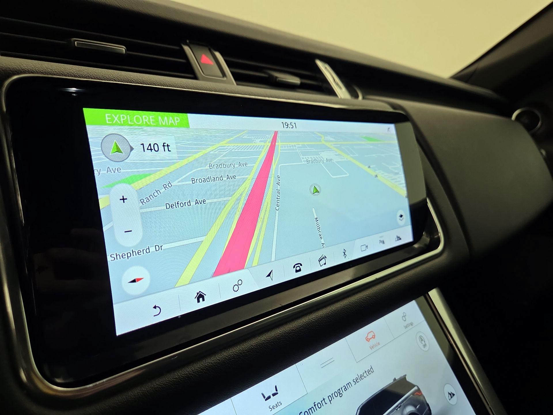 Thumbnail: 2020 Land Rover Range Rover Sport - 14