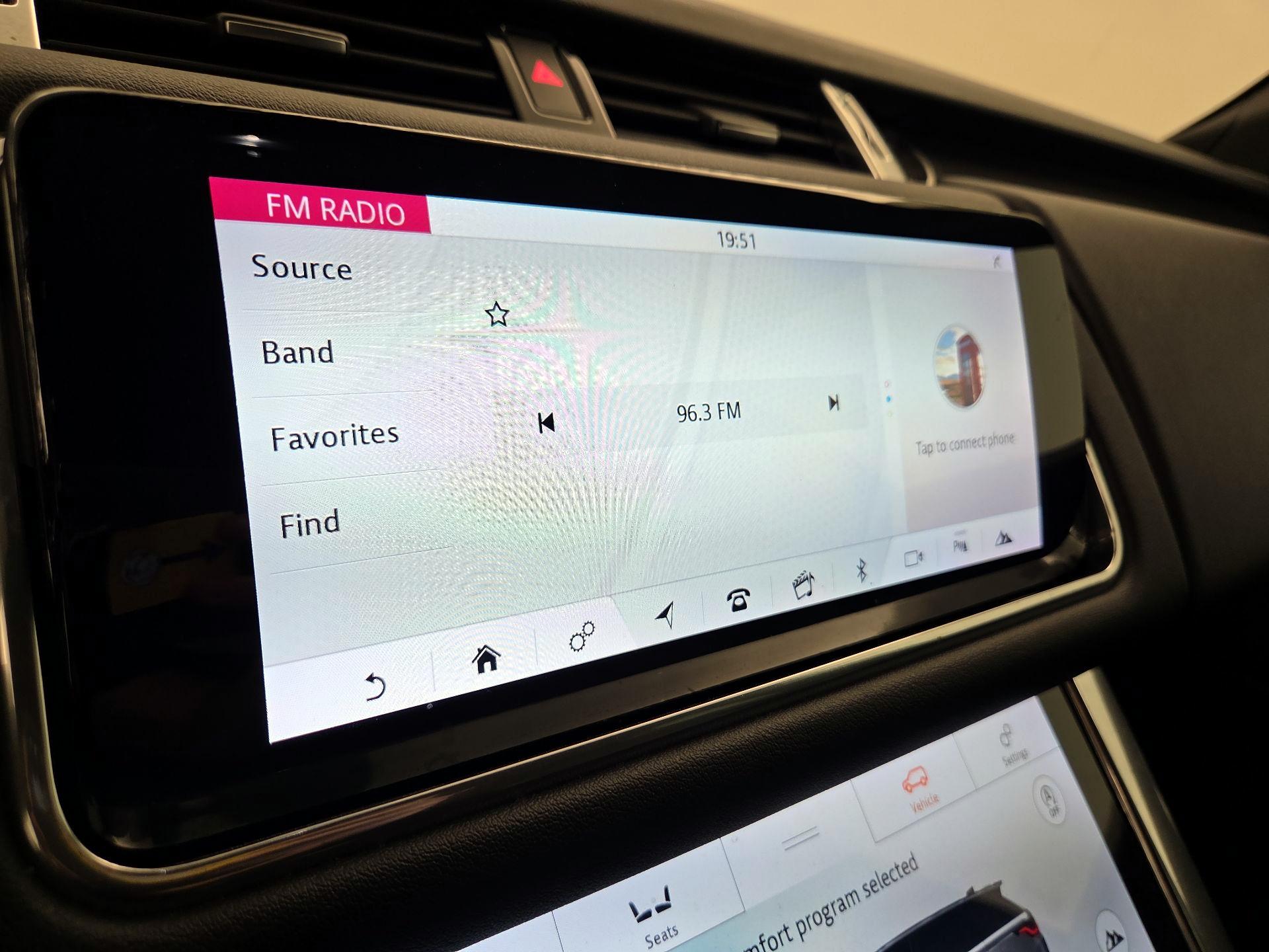 Thumbnail: 2020 Land Rover Range Rover Sport - 16