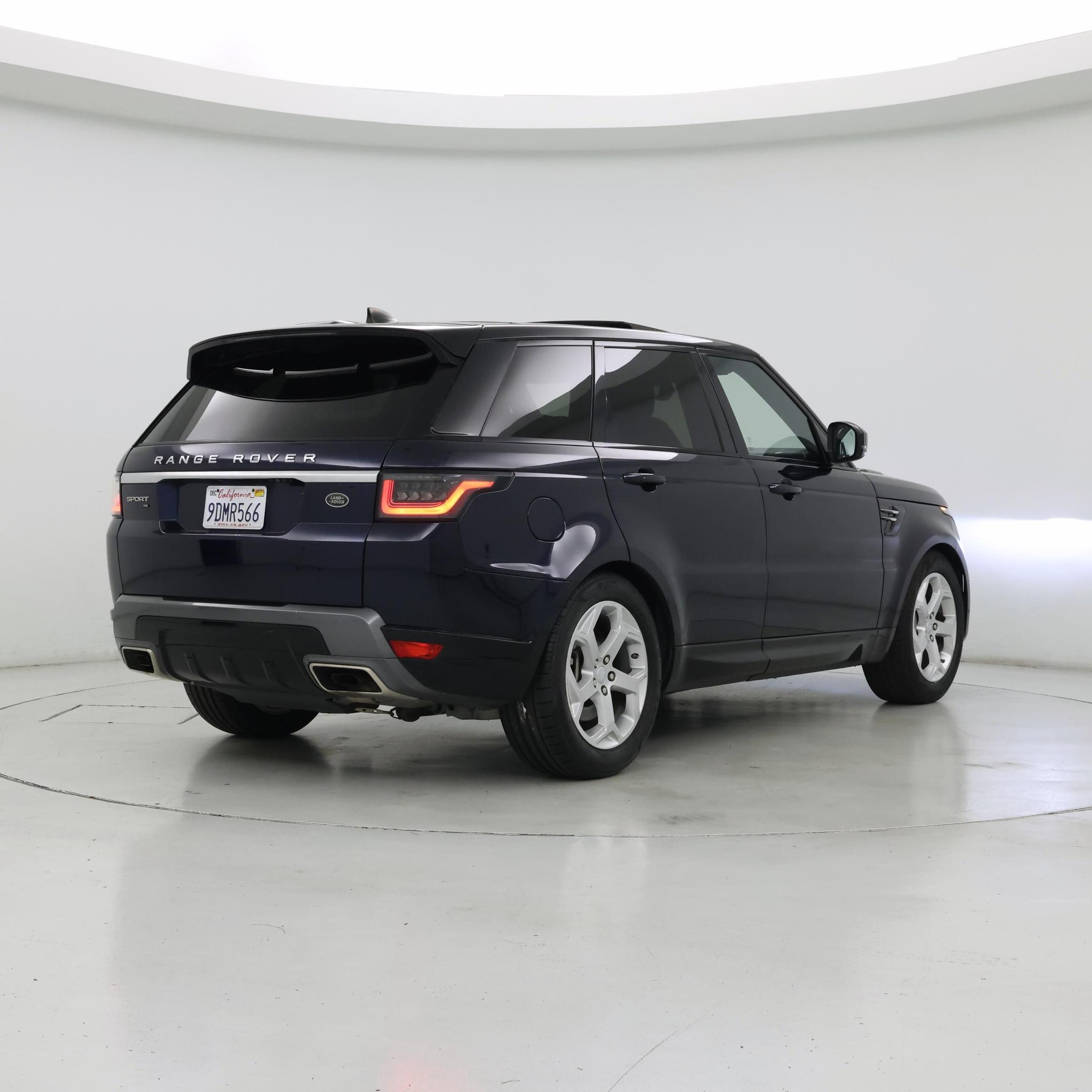 Thumbnail: 2020 Land Rover Range Rover Sport - 8