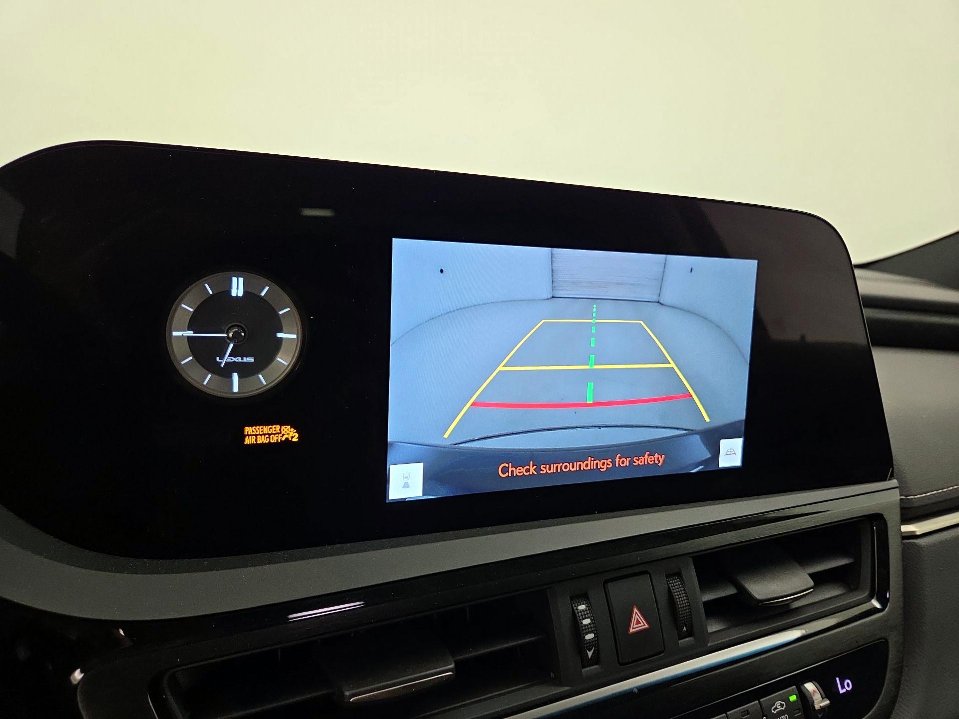 Thumbnail: 2023 Lexus ES - 14