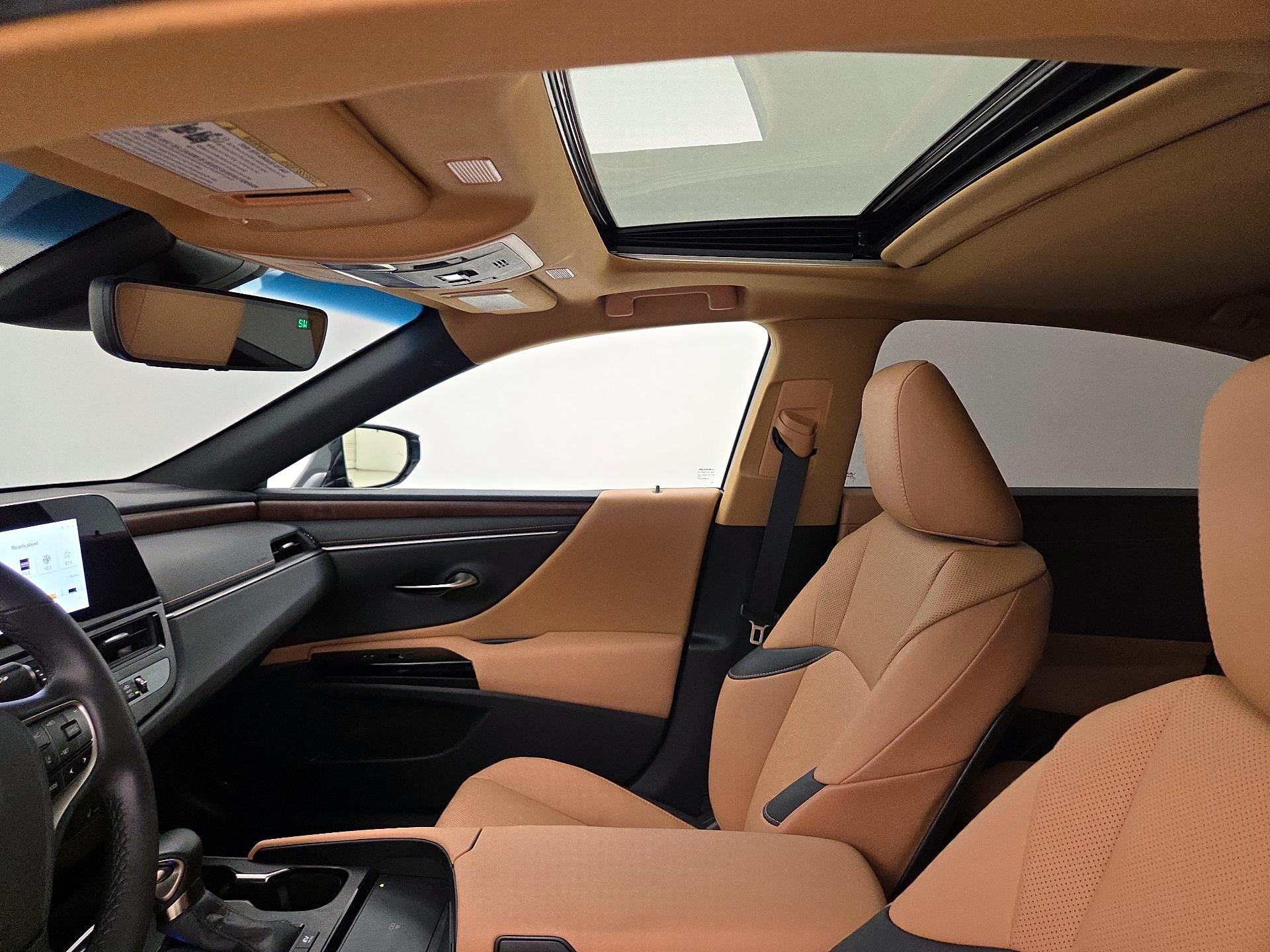 Thumbnail: 2024 Lexus ES - 19