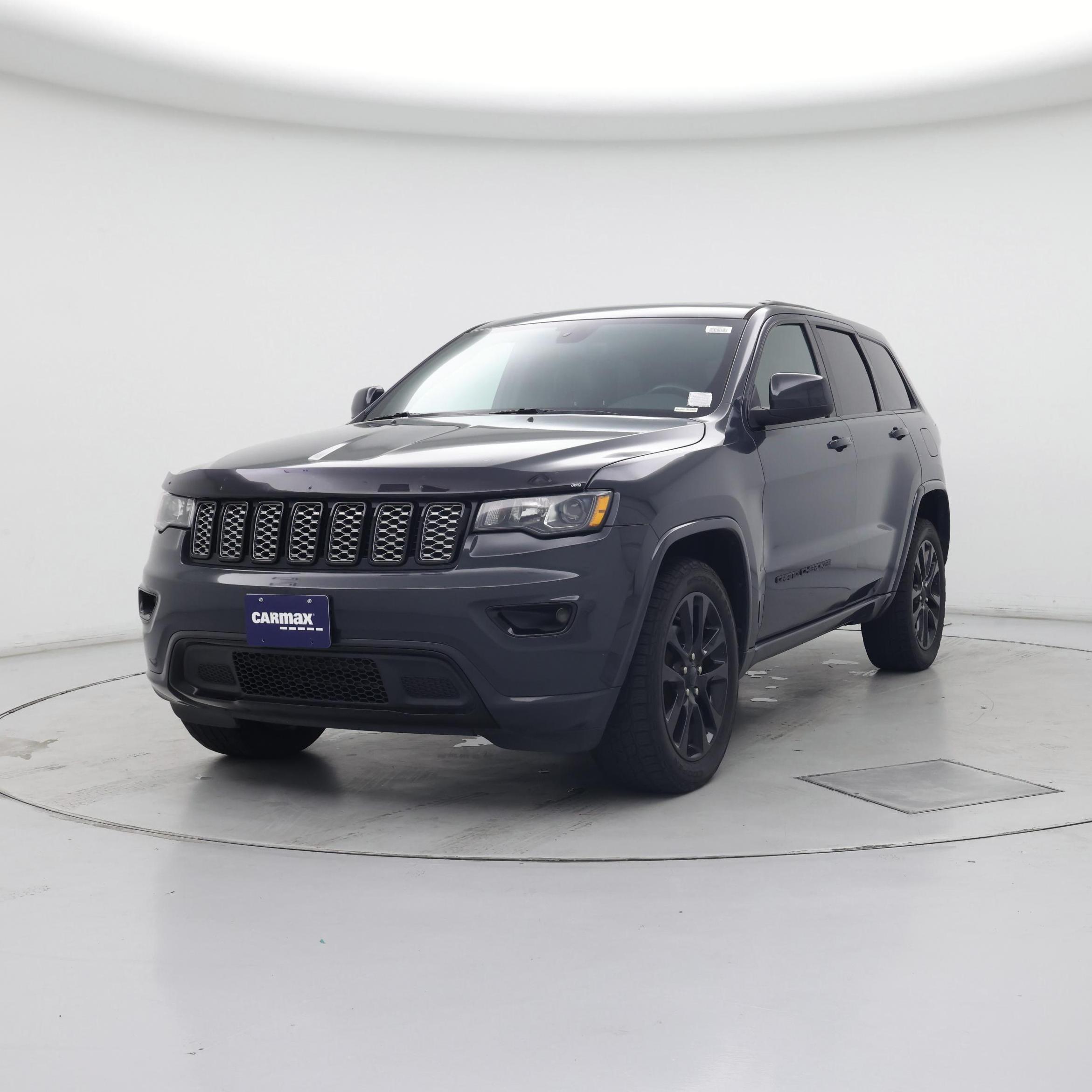 Thumbnail: 2017 Jeep Grand Cherokee - 4