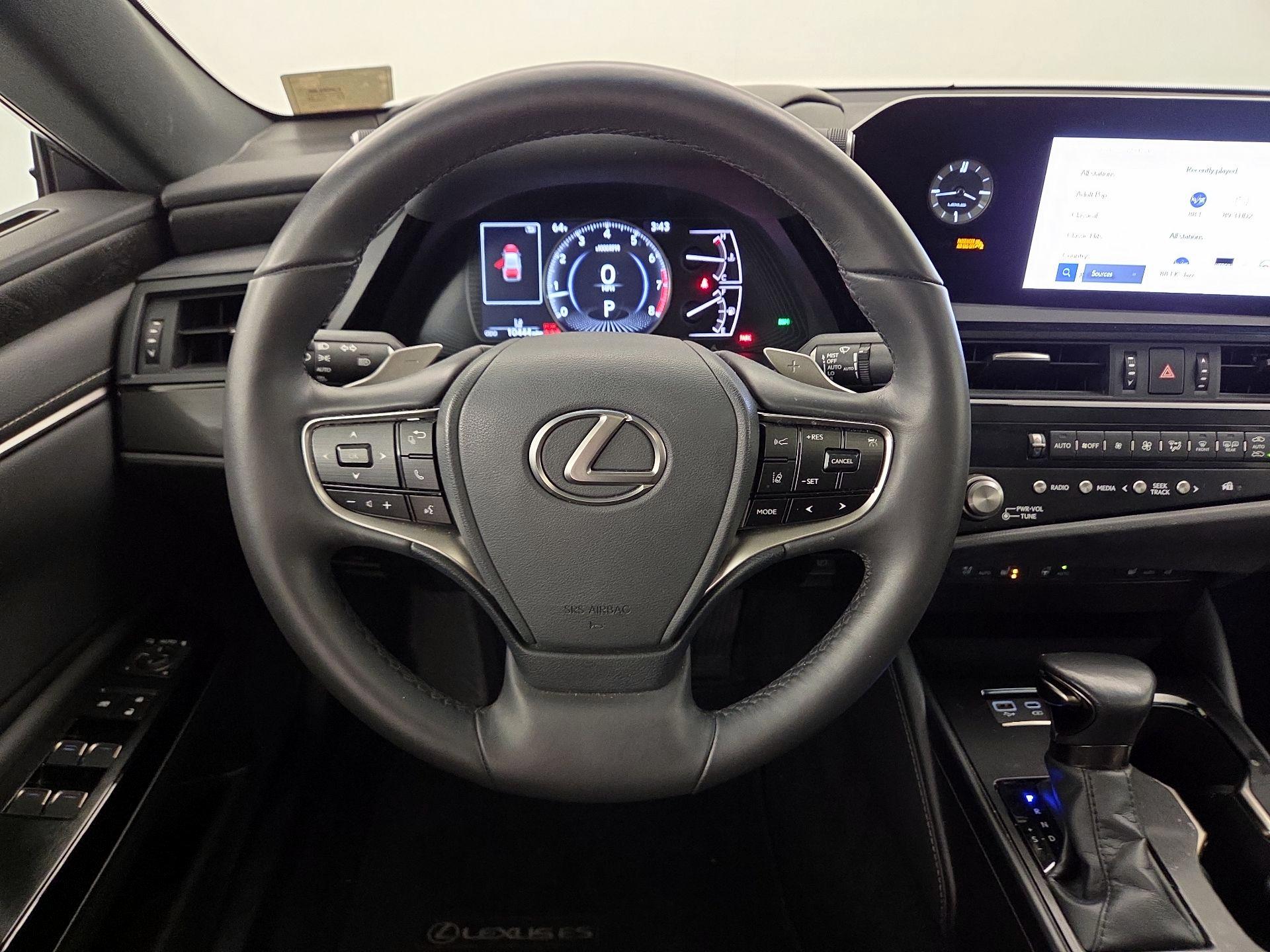 Thumbnail: 2024 Lexus ES - 10