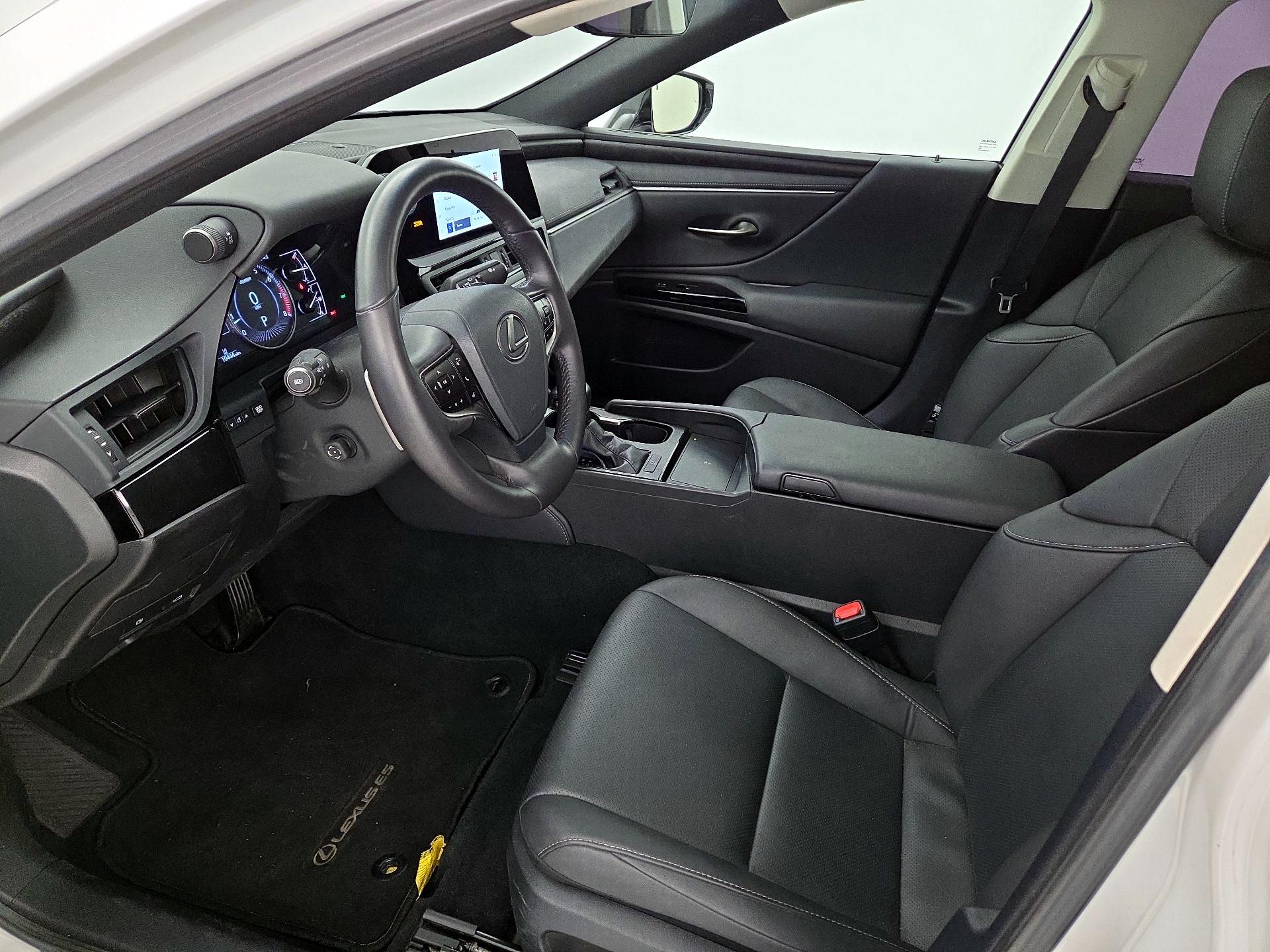 Thumbnail: 2024 Lexus ES - 11