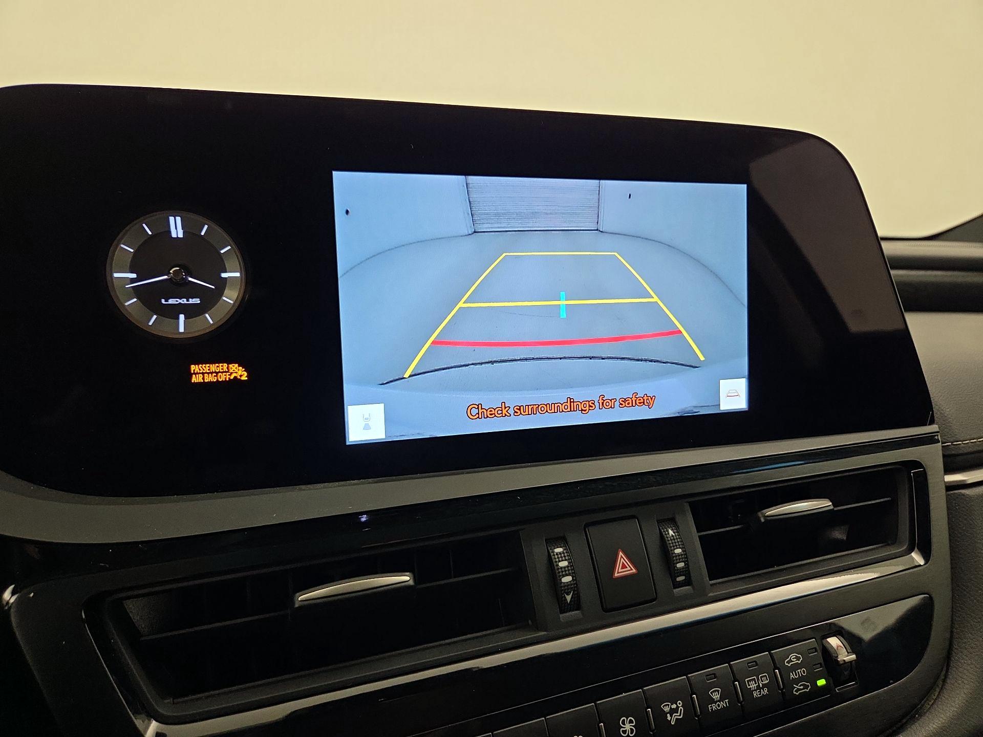 Thumbnail: 2024 Lexus ES - 14