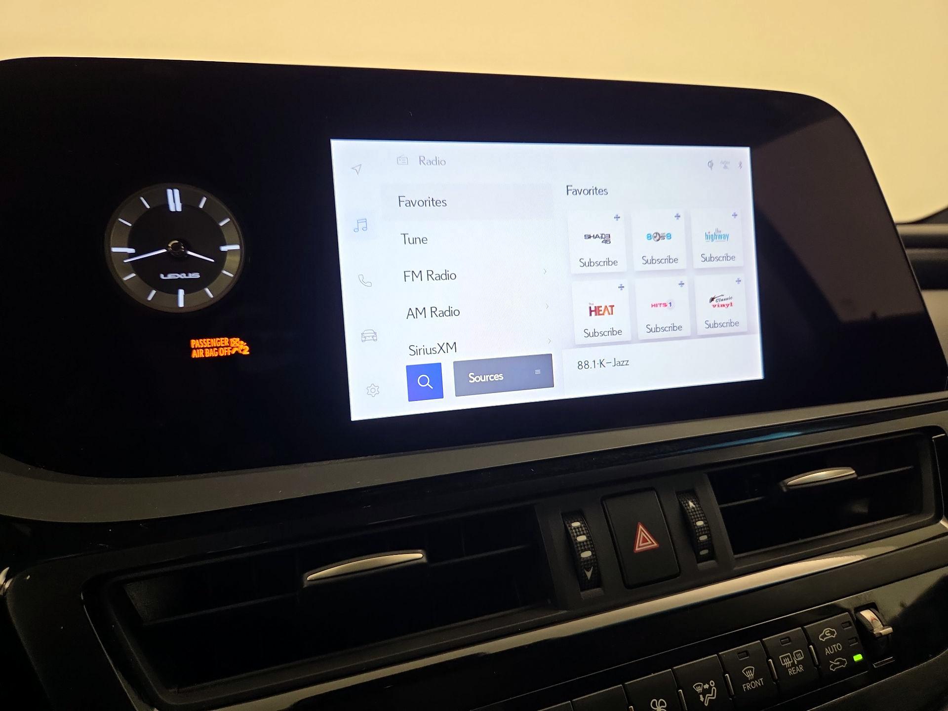 Thumbnail: 2024 Lexus ES - 15