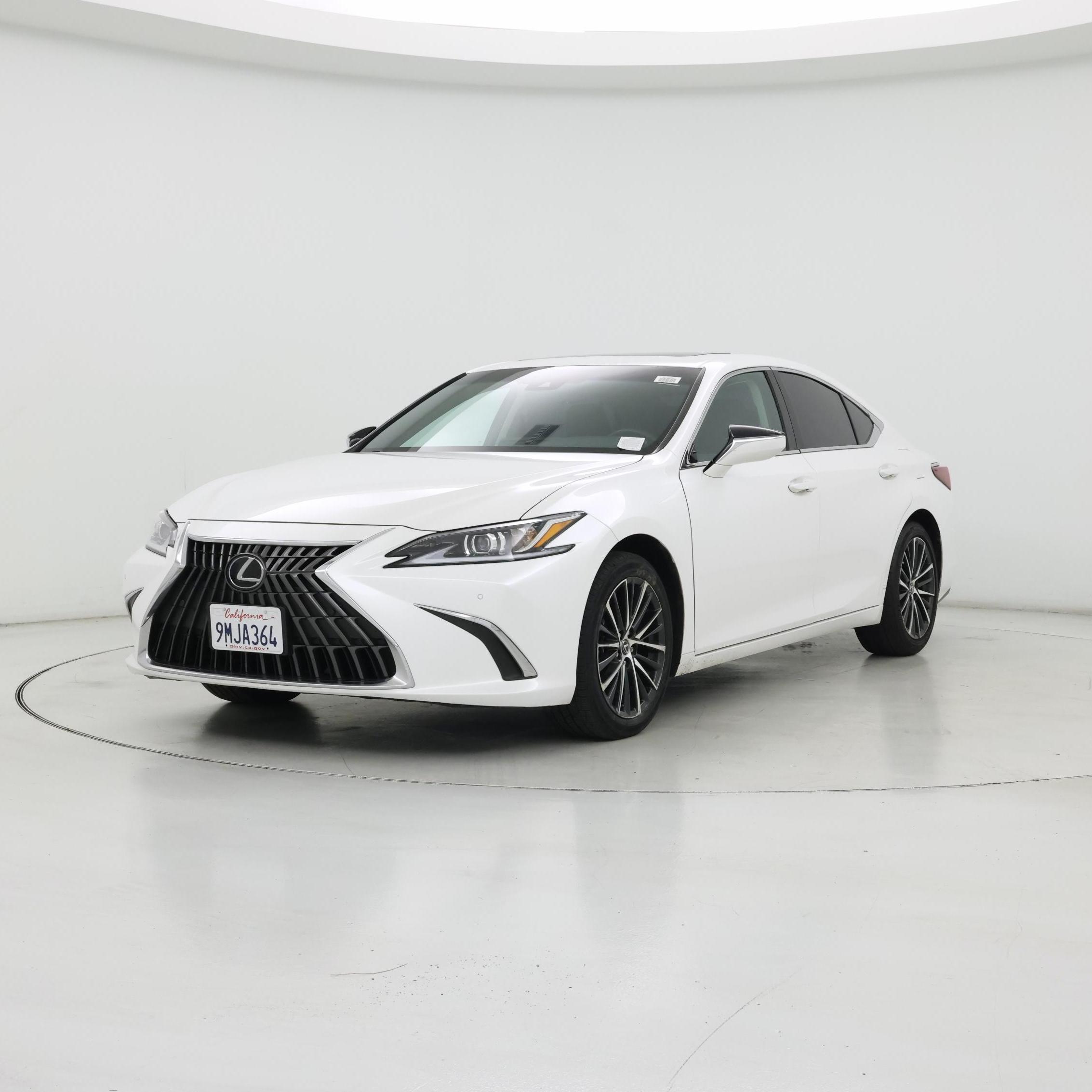 Thumbnail: 2024 Lexus ES - 4