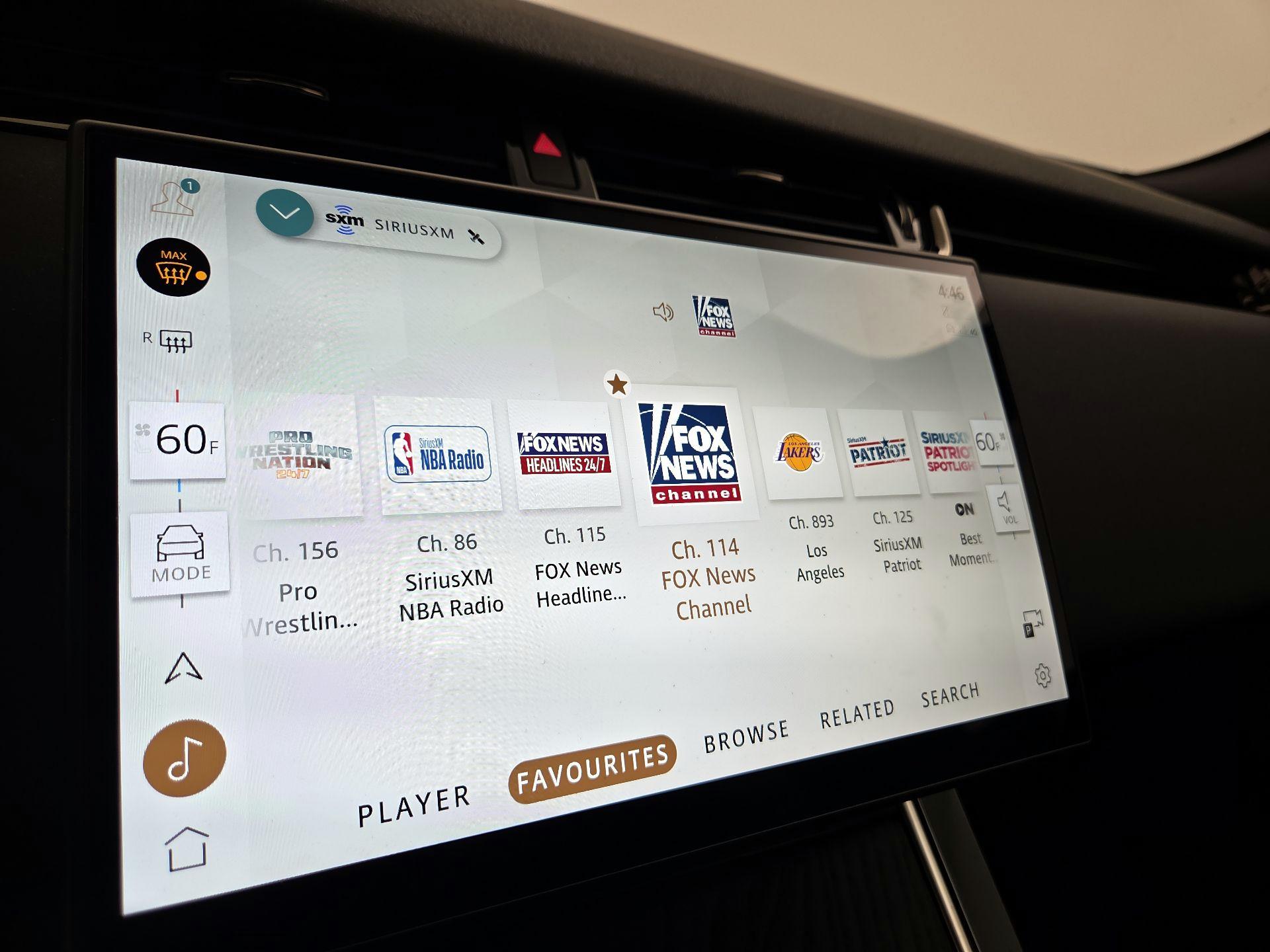 Thumbnail: 2024 Land Rover Range Rover Evoque - 15