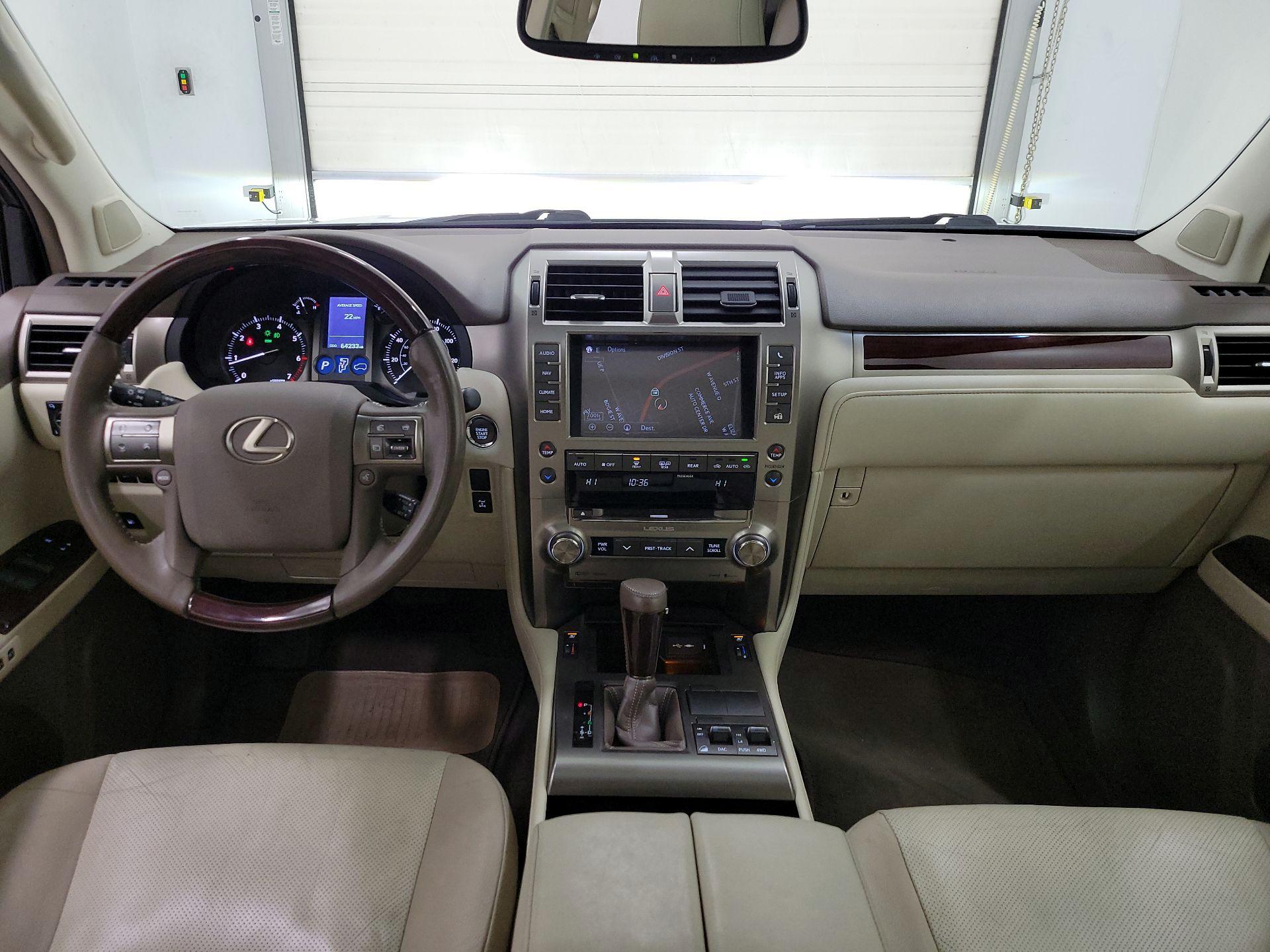 Thumbnail: 2019 Lexus GX - 9