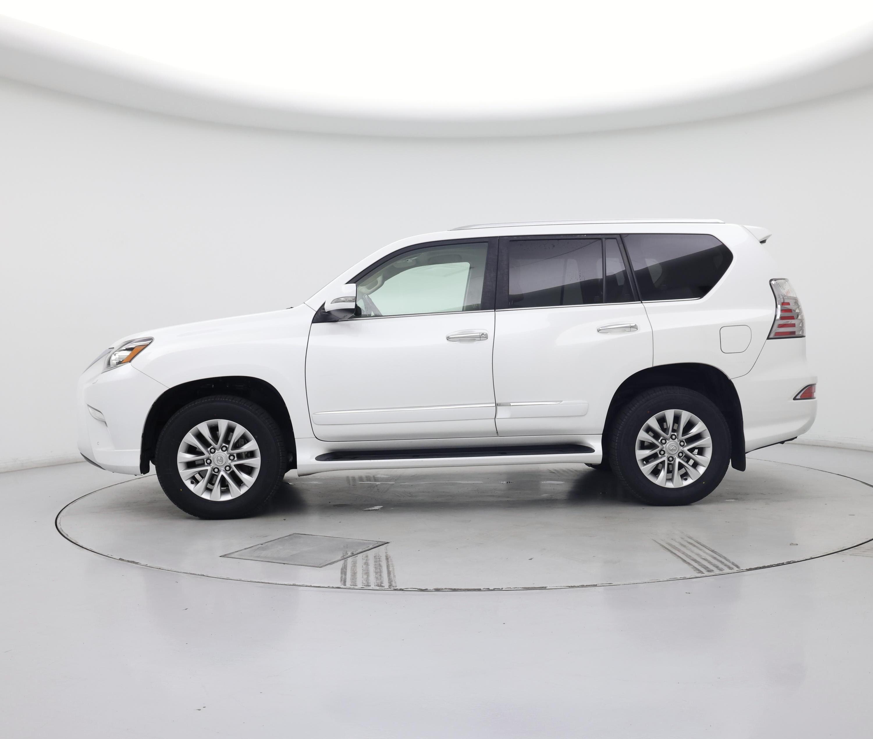 Thumbnail: 2019 Lexus GX - 3