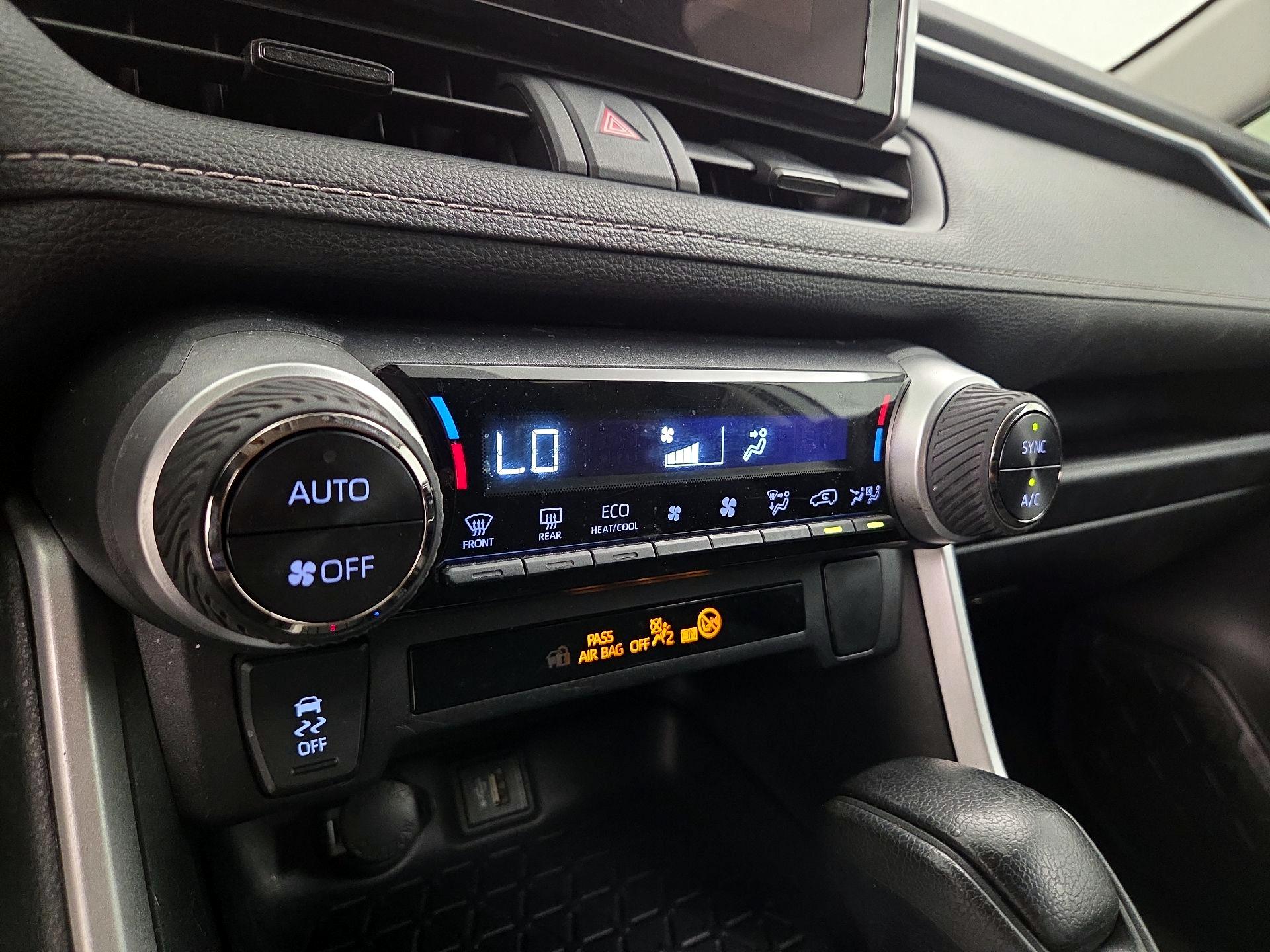 Thumbnail: 2024 Toyota RAV4 - 16