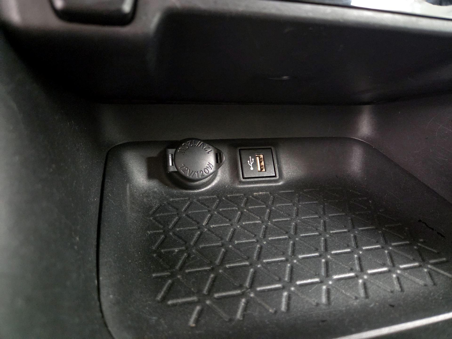 Thumbnail: 2024 Toyota RAV4 - 18