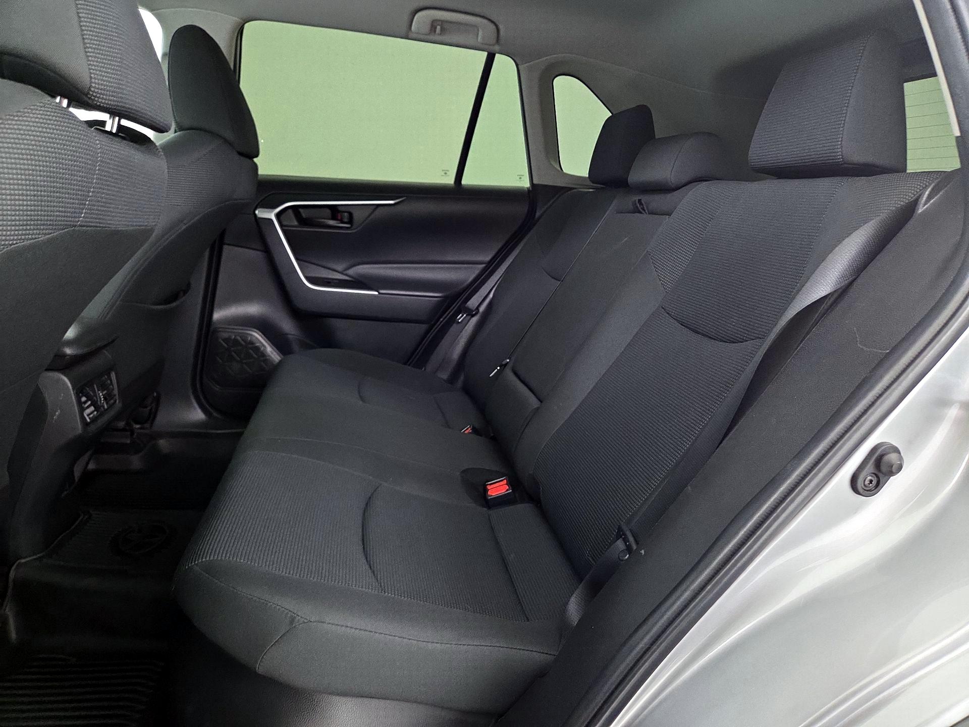 Thumbnail: 2024 Toyota RAV4 - 19