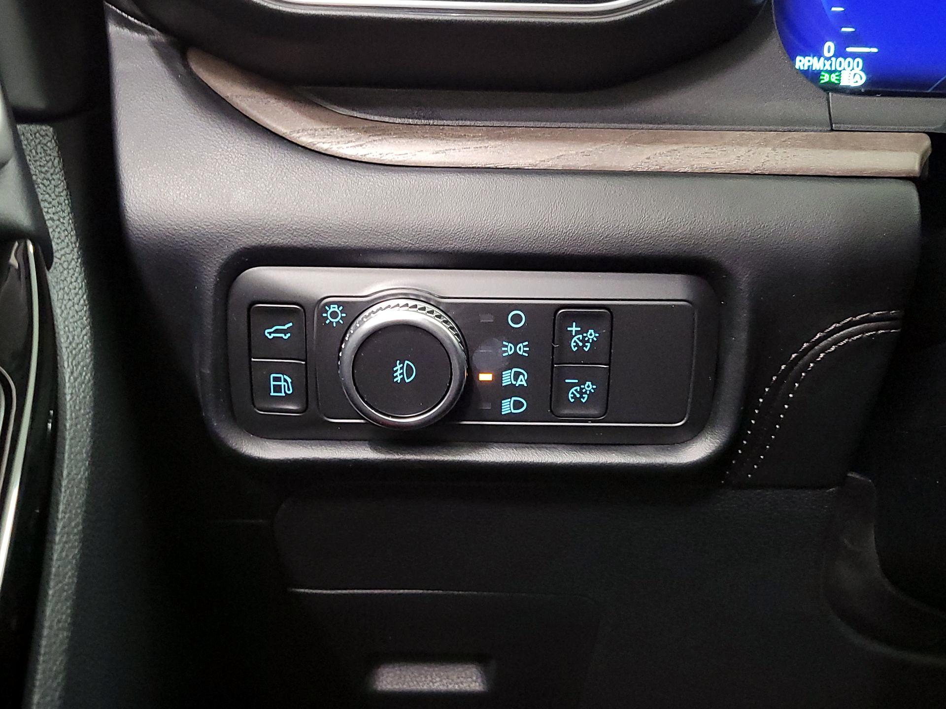 Thumbnail: 2022 Ford Explorer - 13