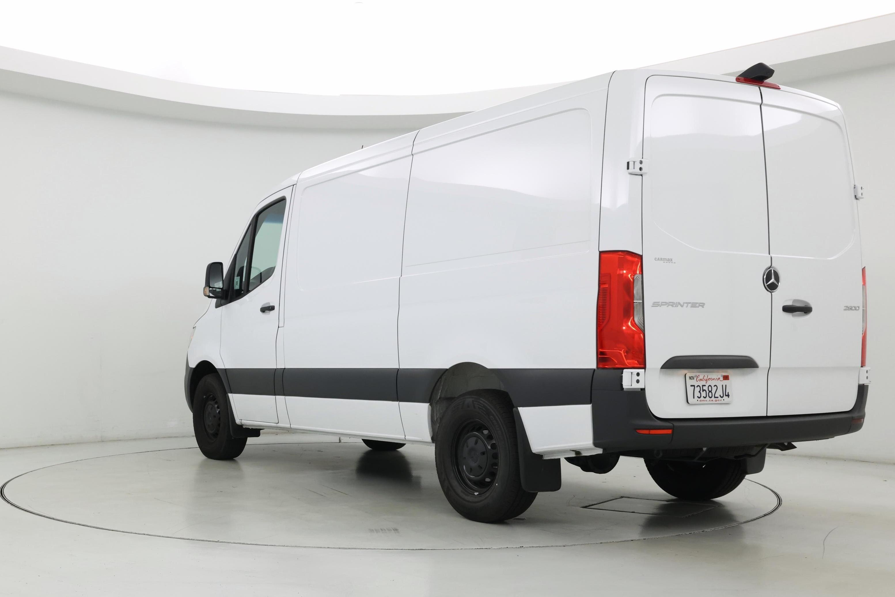 Thumbnail: 2025 Mercedes-Benz Sprinter - 2