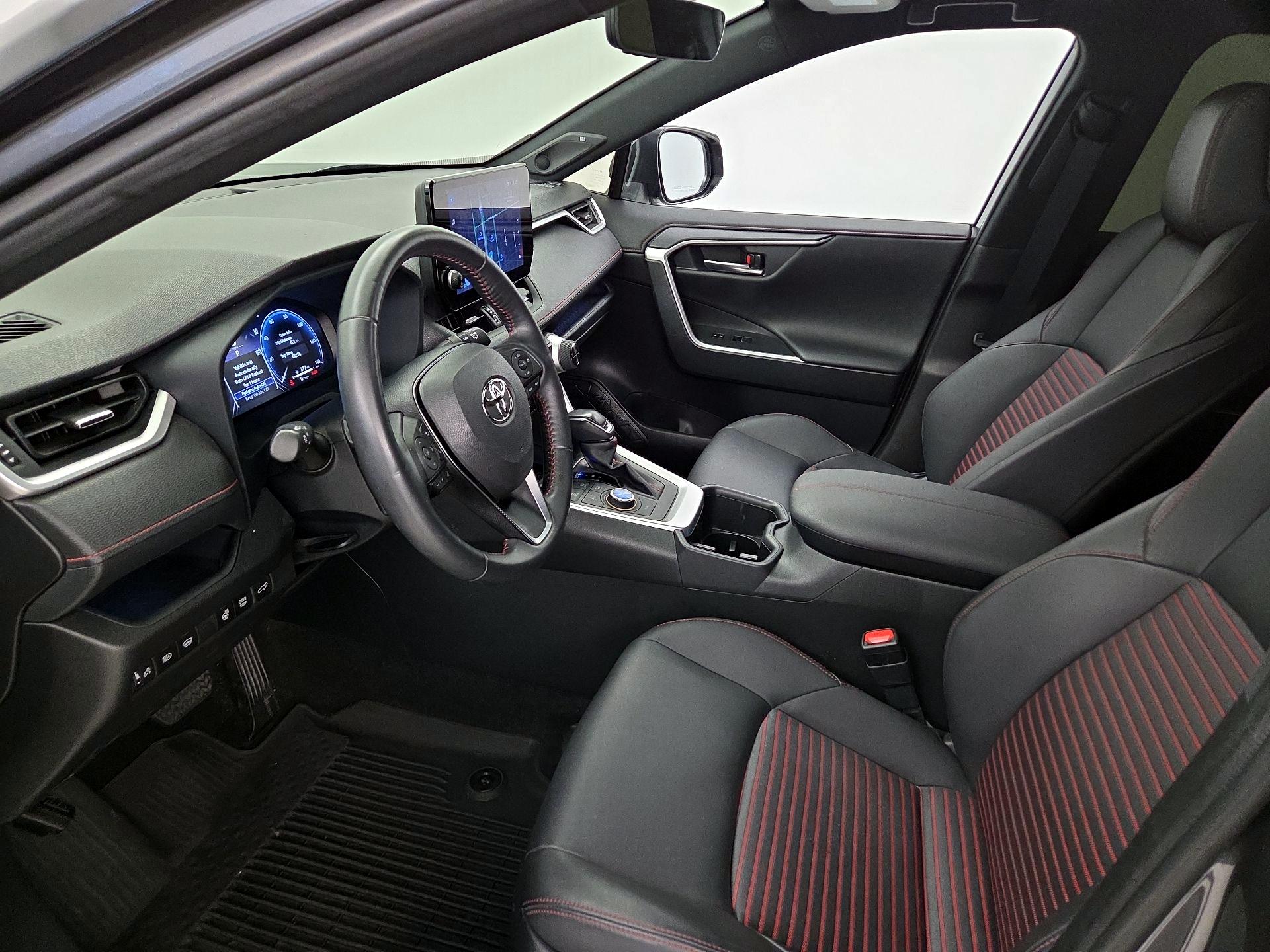 Thumbnail: 2024 Toyota RAV4 - 11