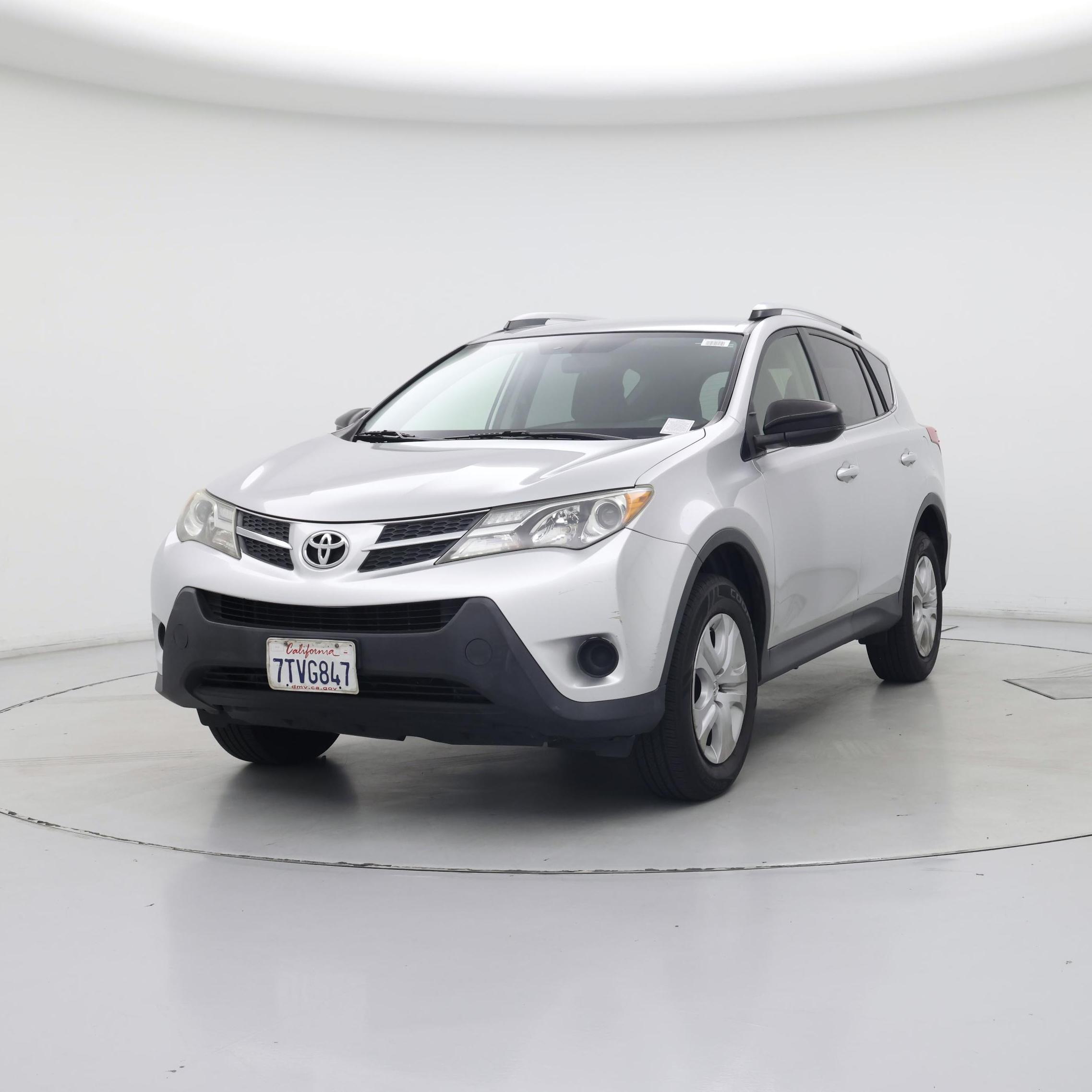Thumbnail: 2015 Toyota RAV4 - 4