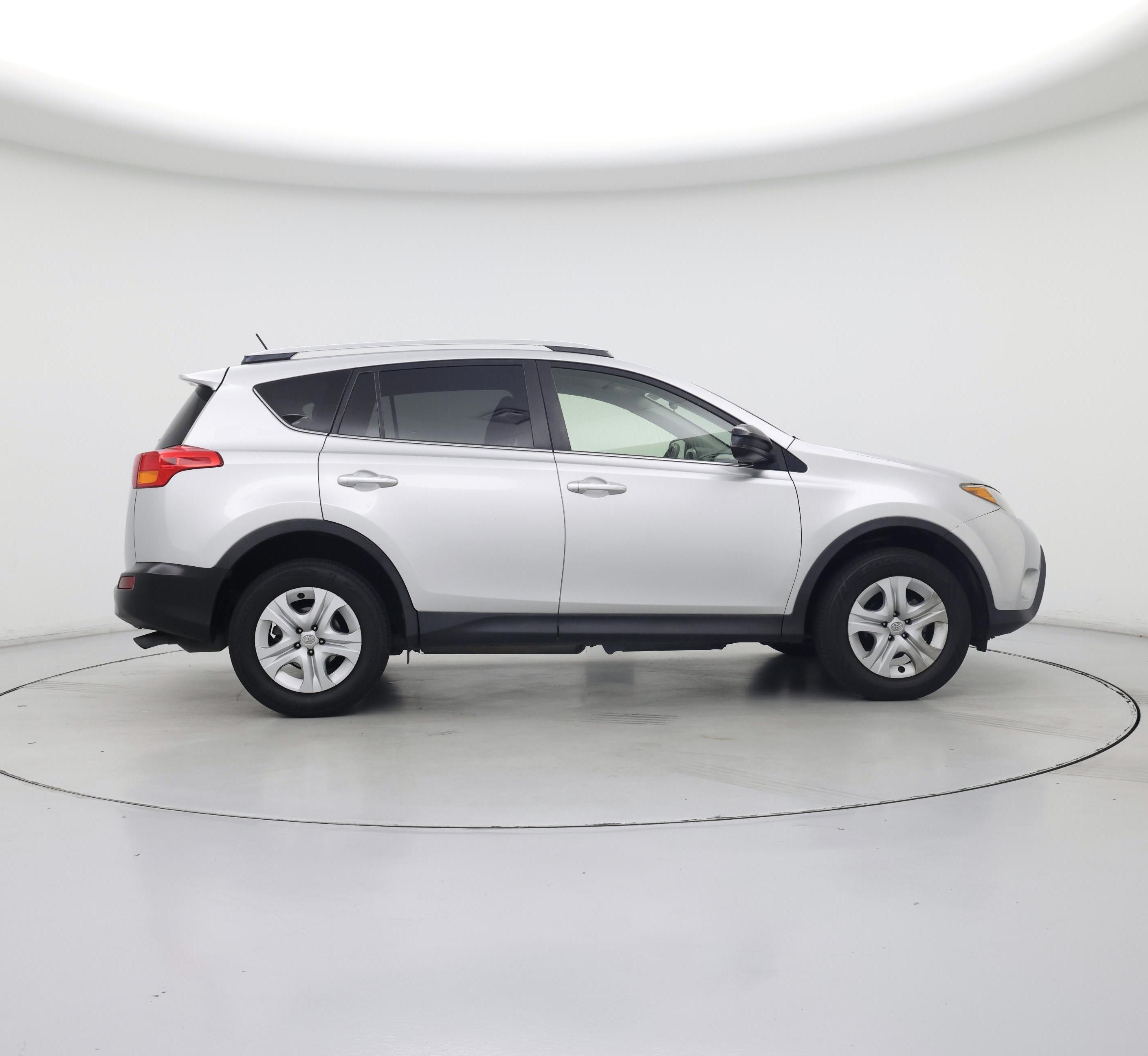 Thumbnail: 2015 Toyota RAV4 - 7