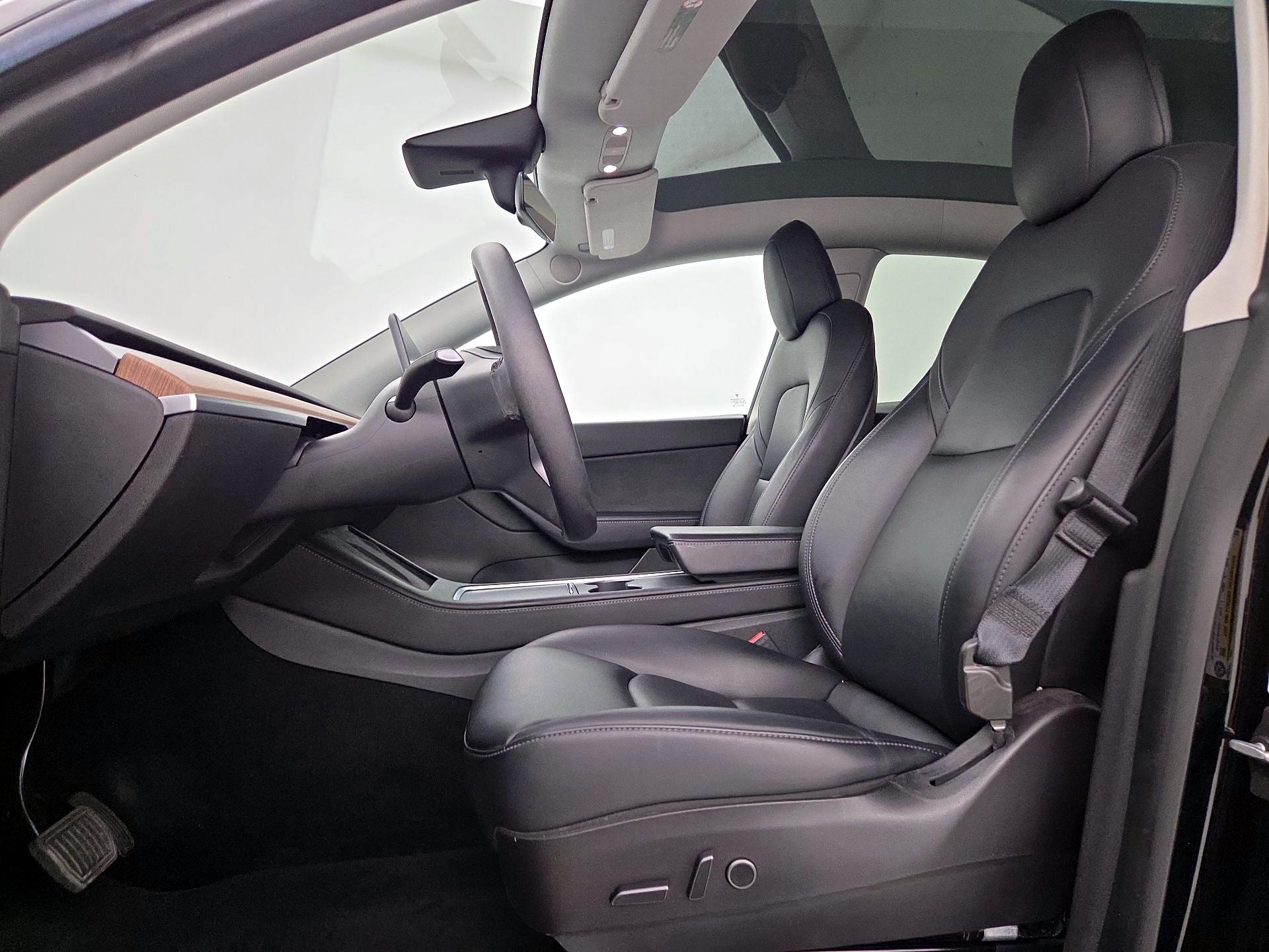 Thumbnail: 2022 Tesla Model Y - 11