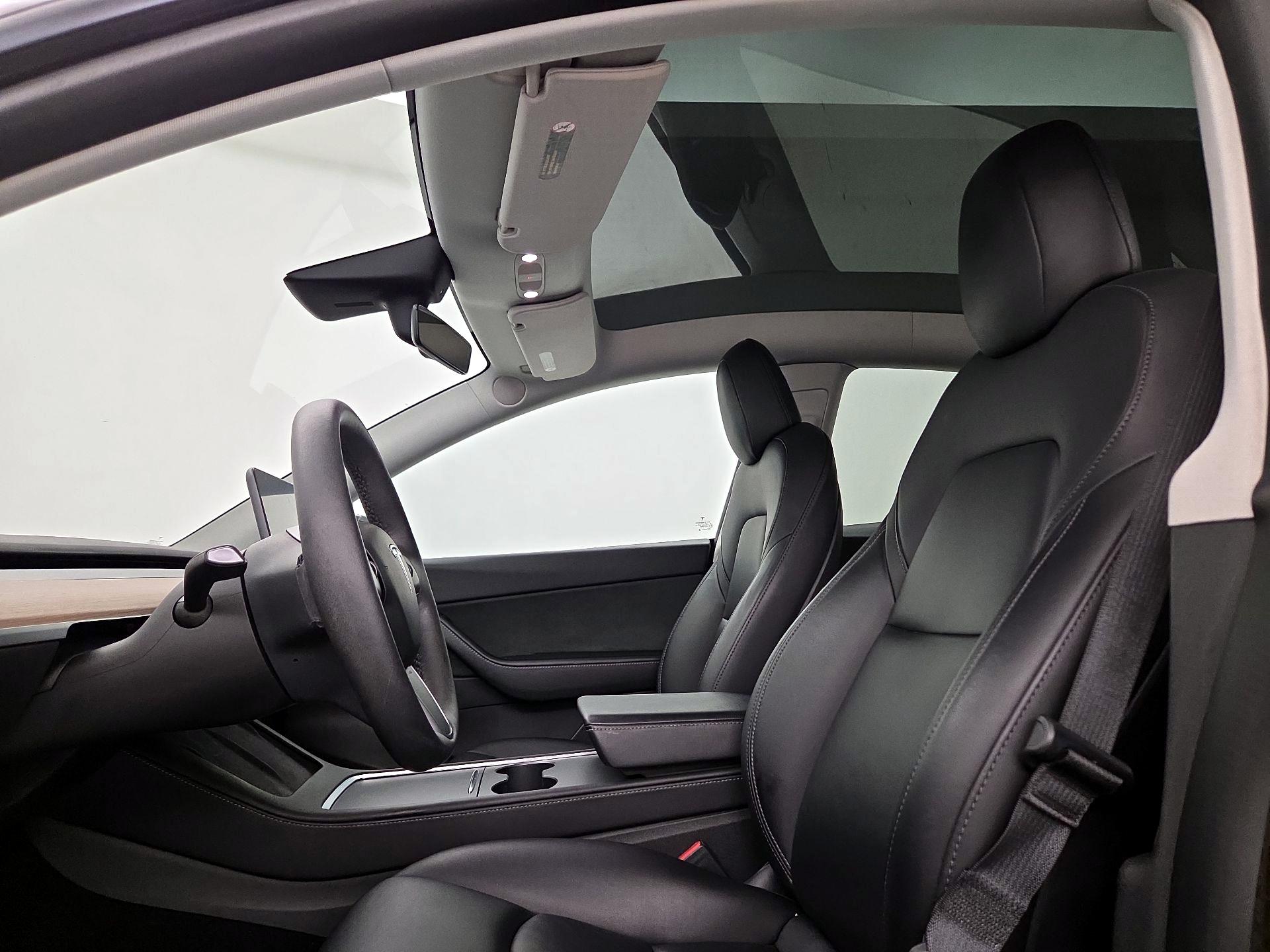 Thumbnail: 2022 Tesla Model Y - 19