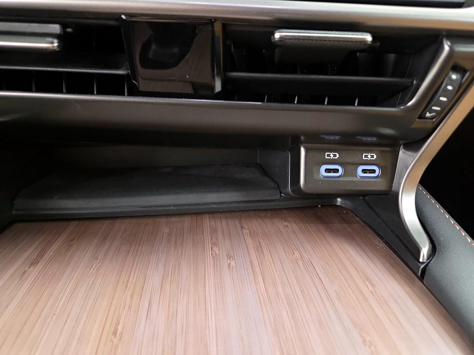 Thumbnail: 2024 Lexus RX - 18