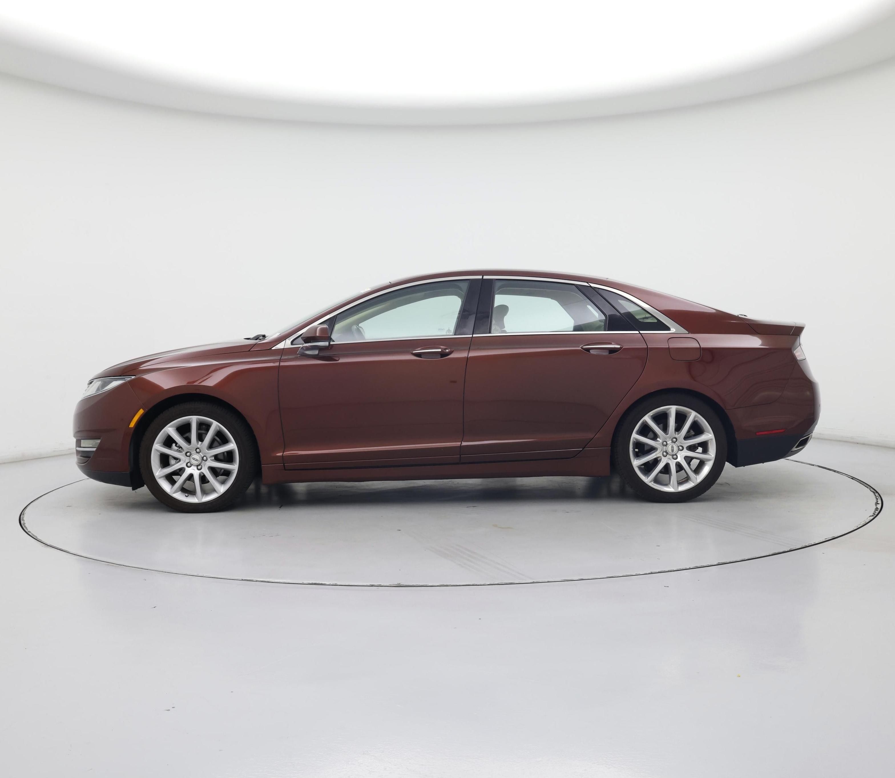 Thumbnail: 2015 Lincoln MKZ - 3