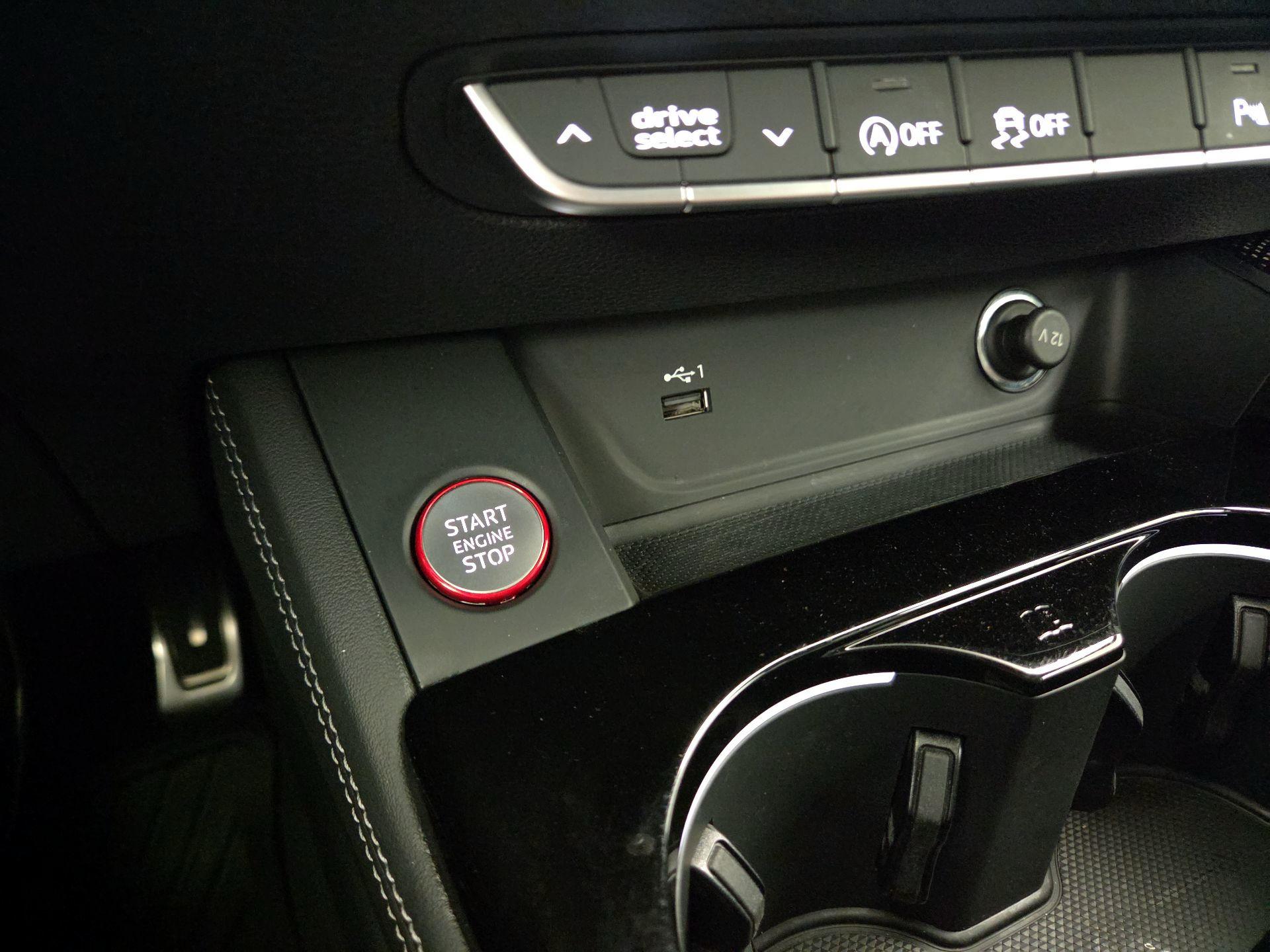 Thumbnail: 2021 Audi S4 - 18