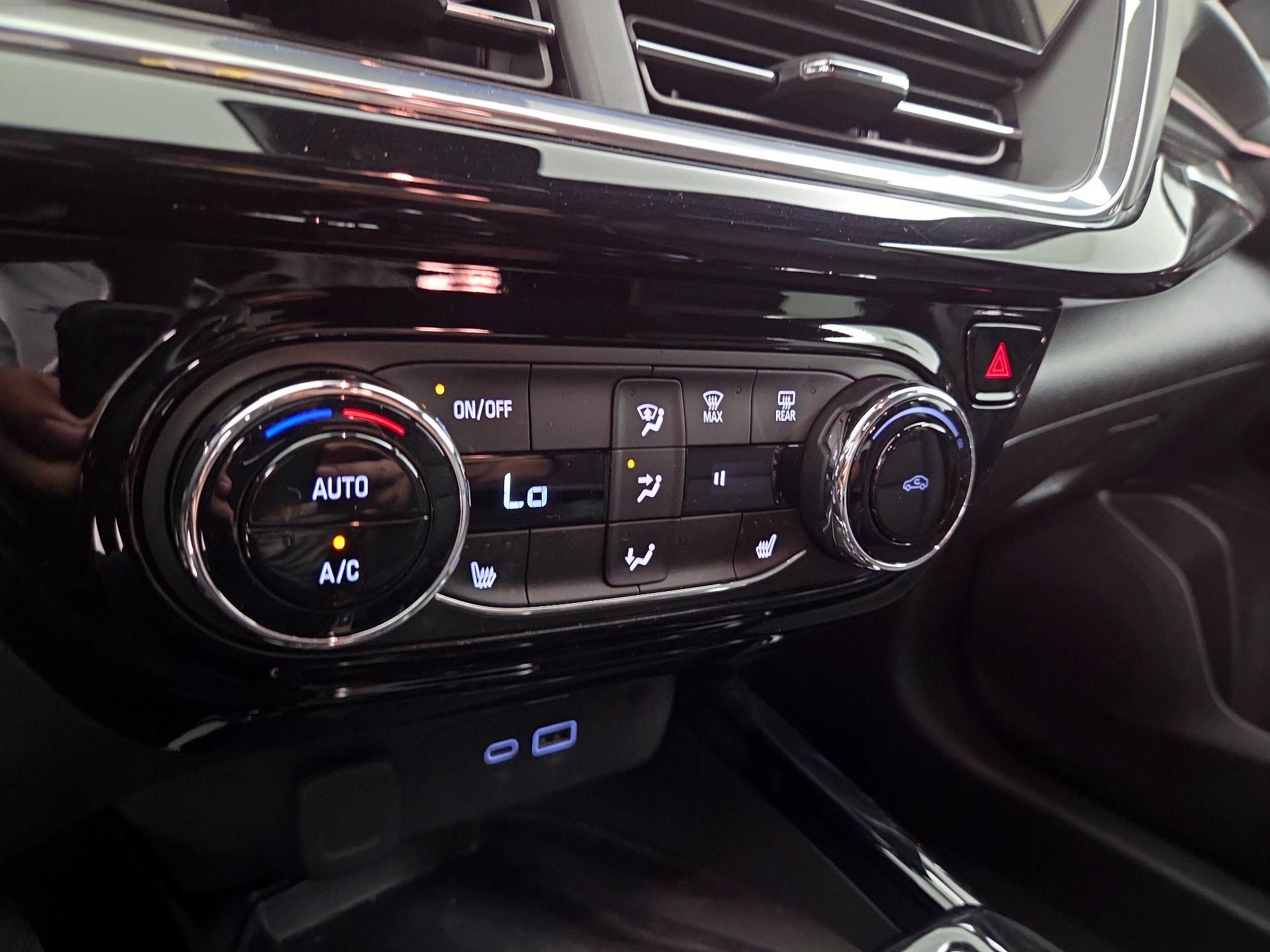 Thumbnail: 2025 Chevrolet Trax - 16