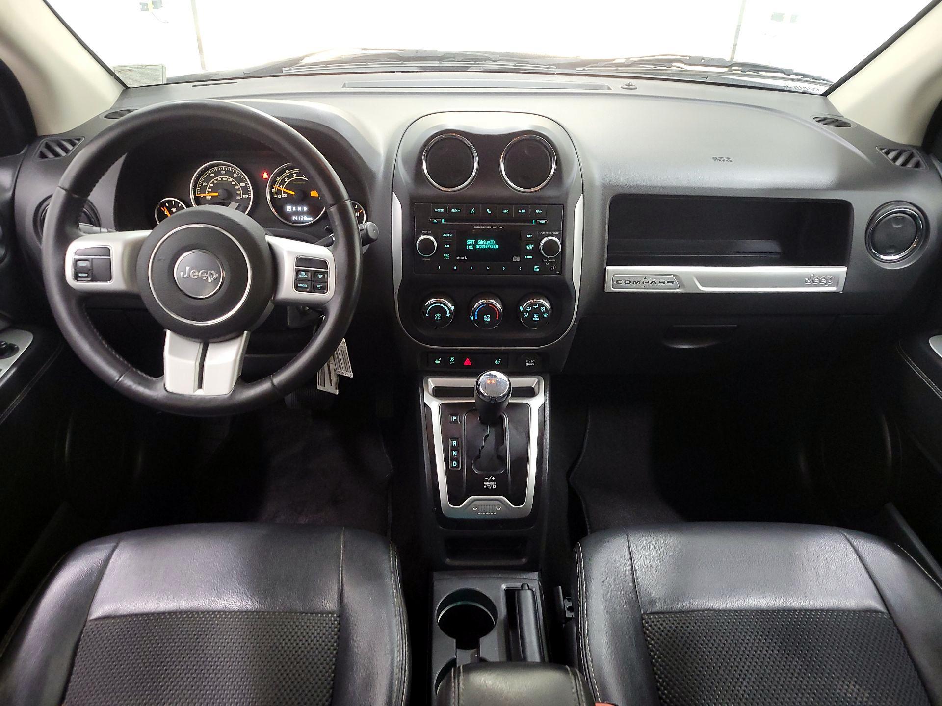 Thumbnail: 2016 Jeep Compass - 9