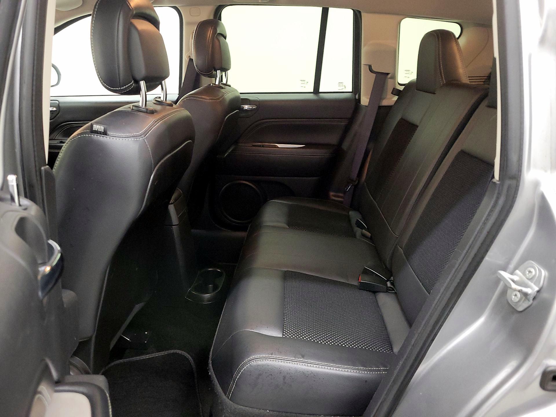 Thumbnail: 2016 Jeep Compass - 16