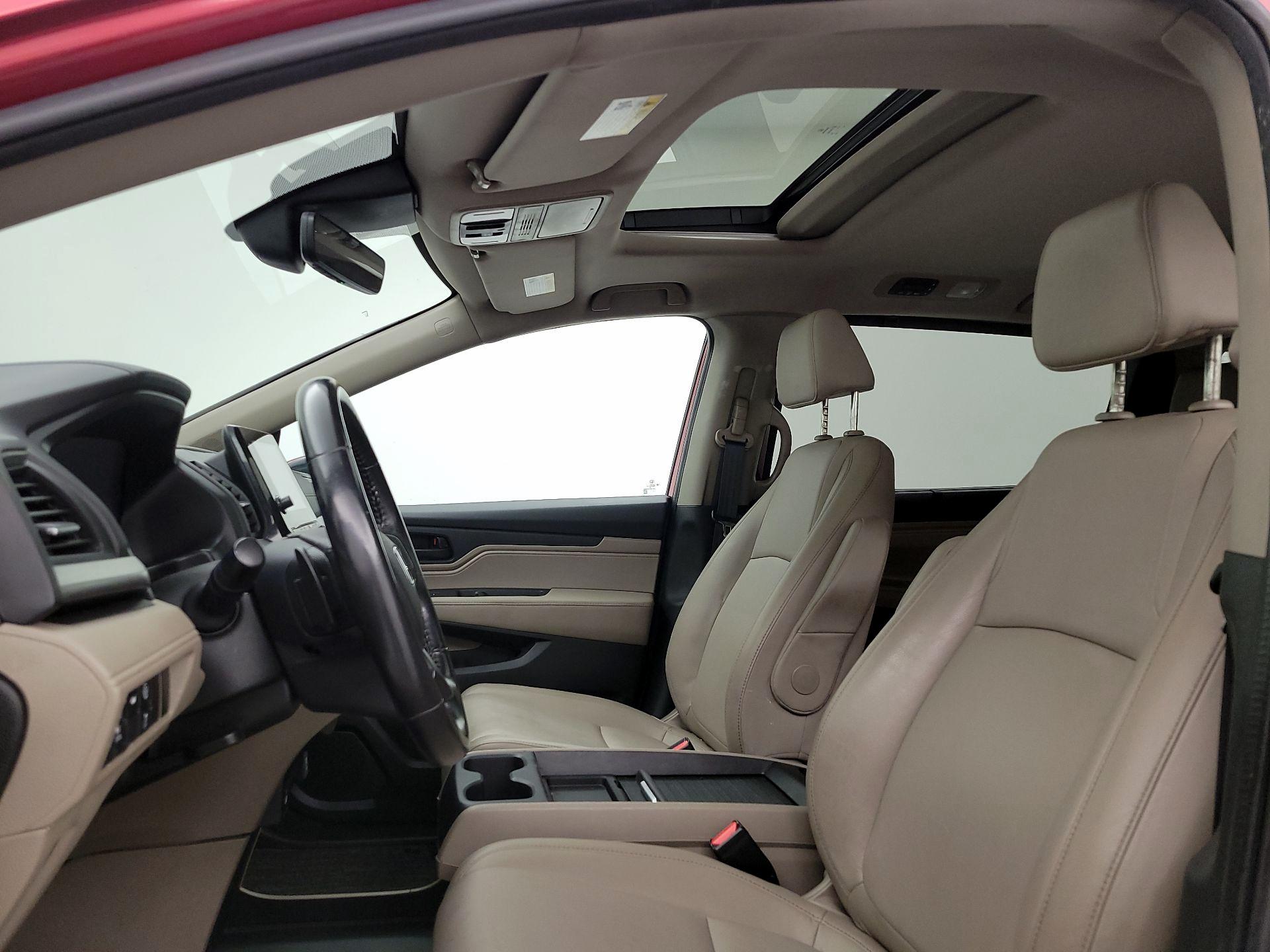 Thumbnail: 2022 Honda Odyssey - 17