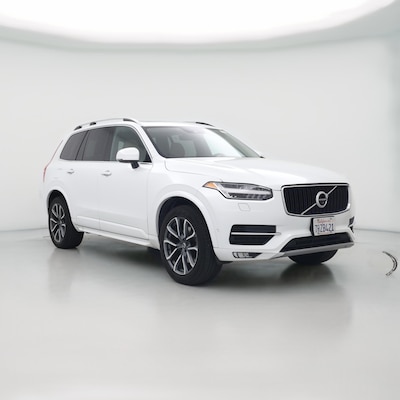 2016 Volvo XC90 T6 Momentum