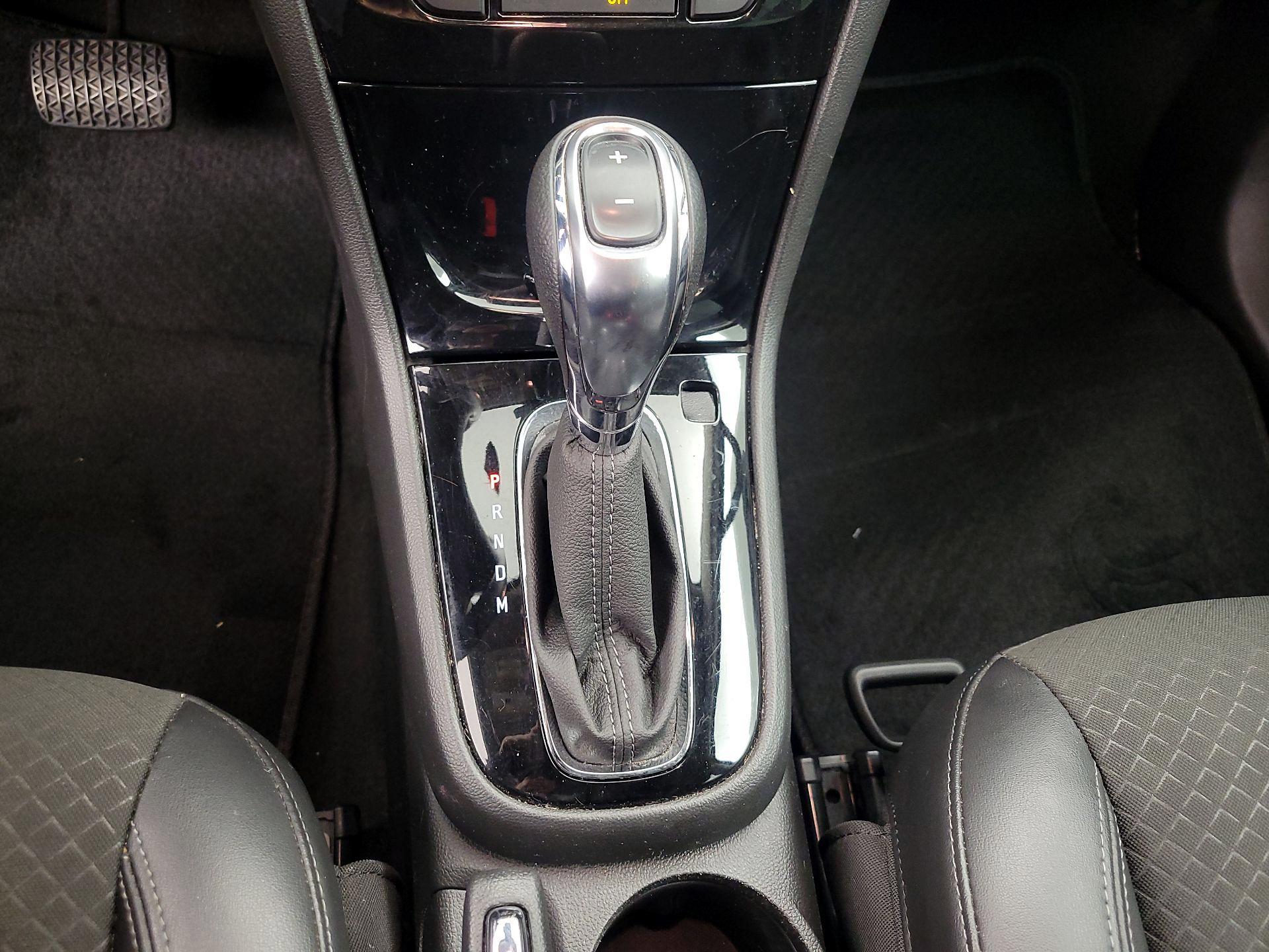 Thumbnail: 2018 Buick Encore - 17