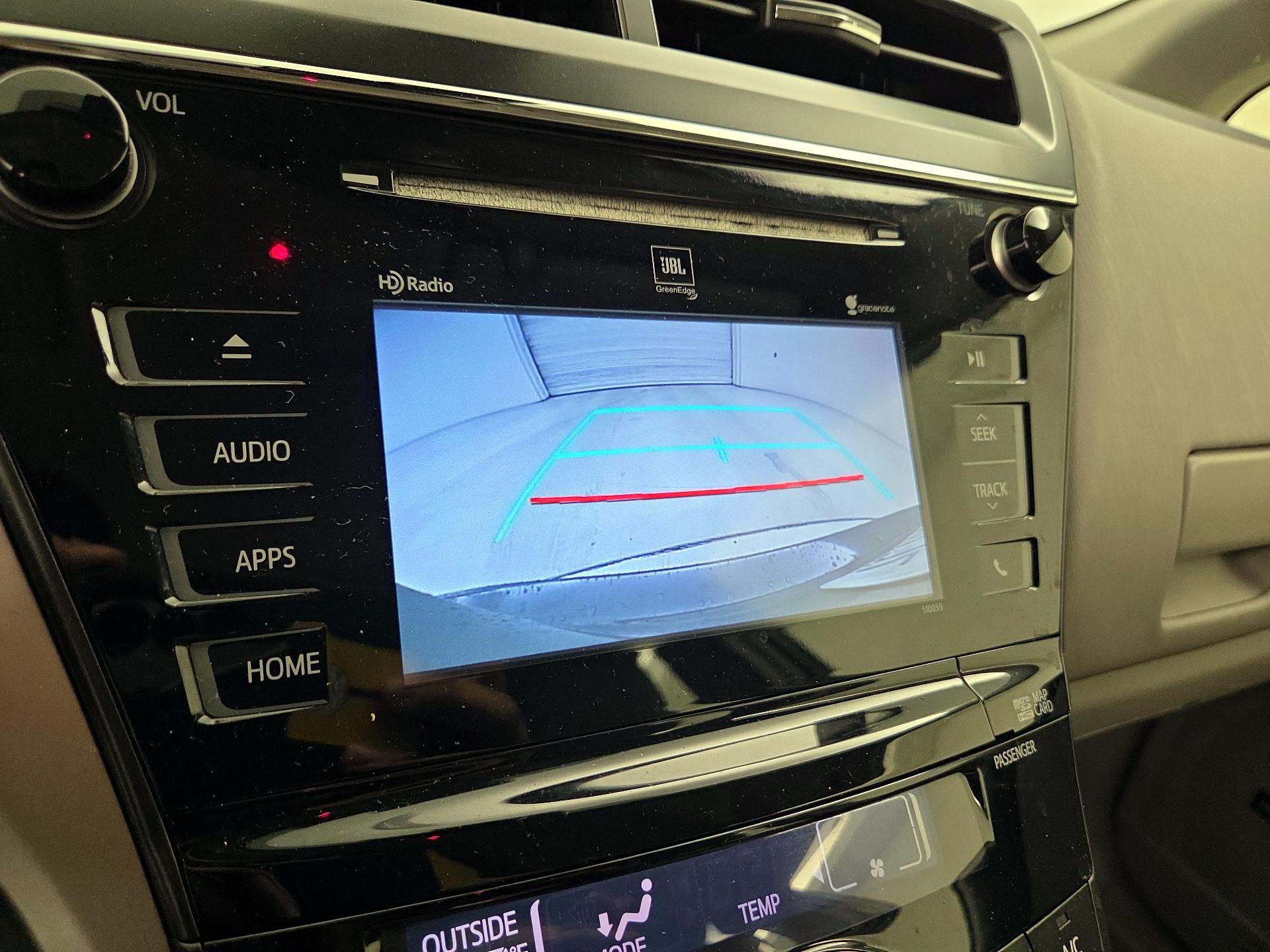 Thumbnail: 2015 Toyota Prius v - 15