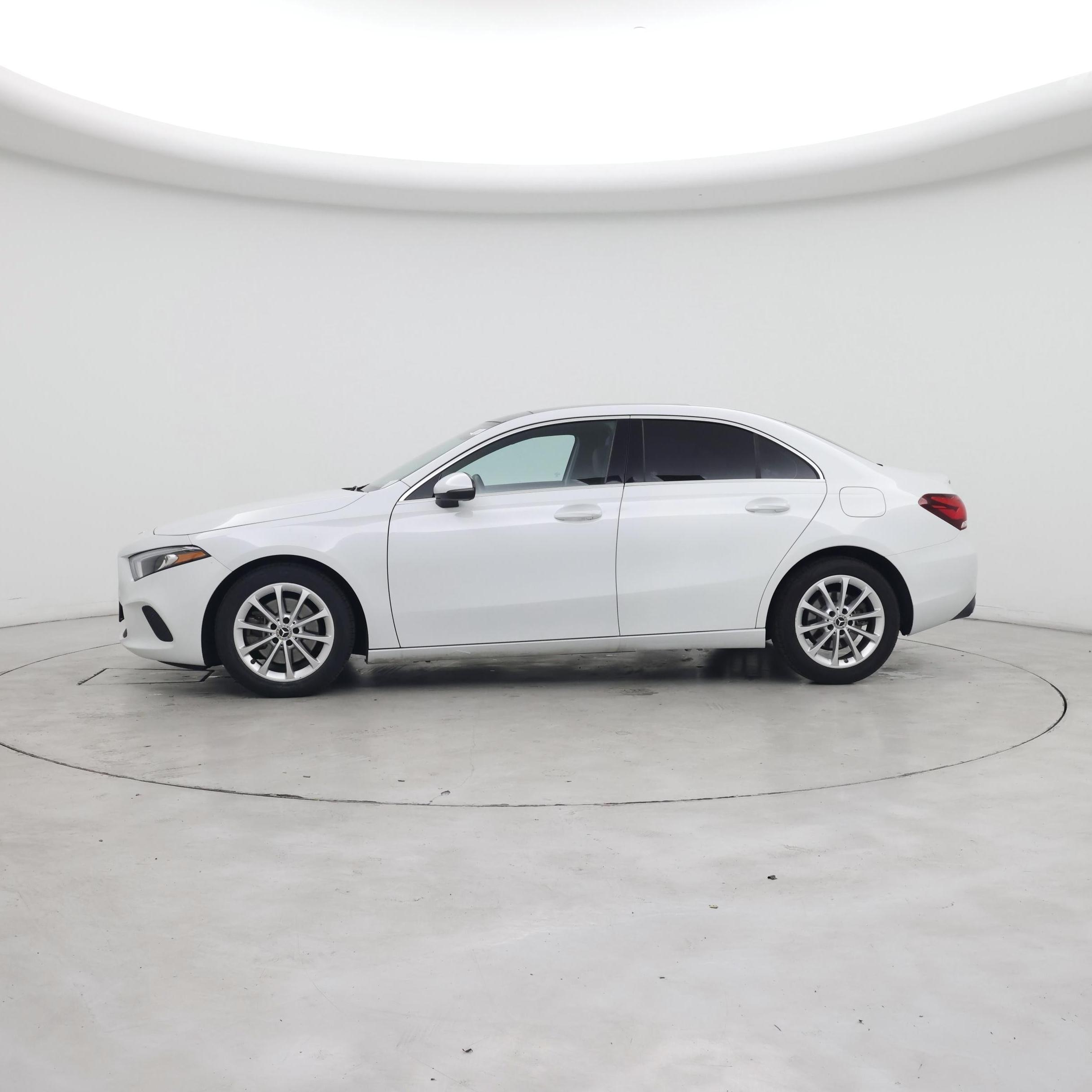 Thumbnail: 2020 Mercedes-Benz A-Class - 3