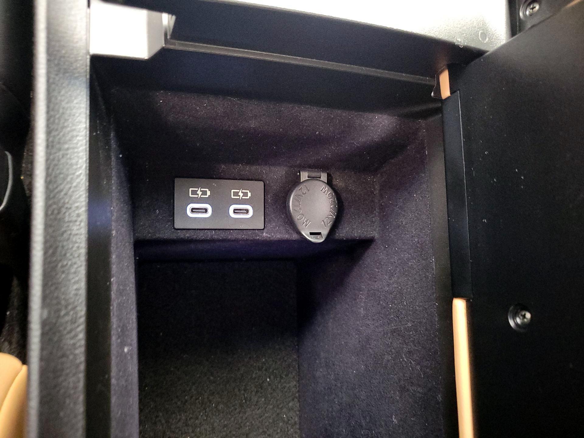 Thumbnail: 2025 Lexus ES - 18