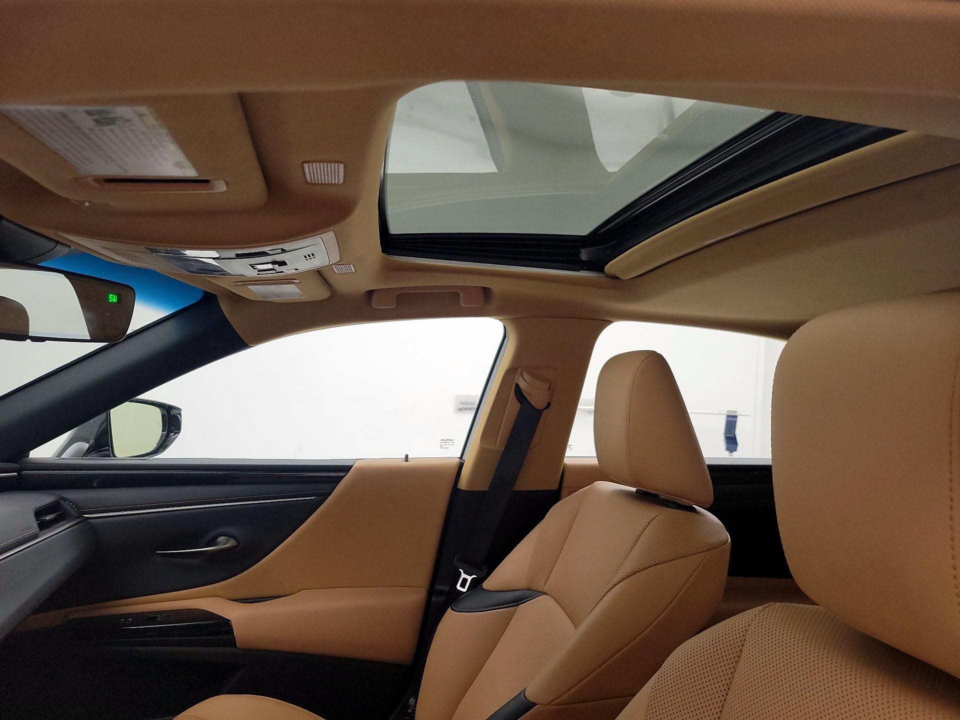 Thumbnail: 2025 Lexus ES - 19