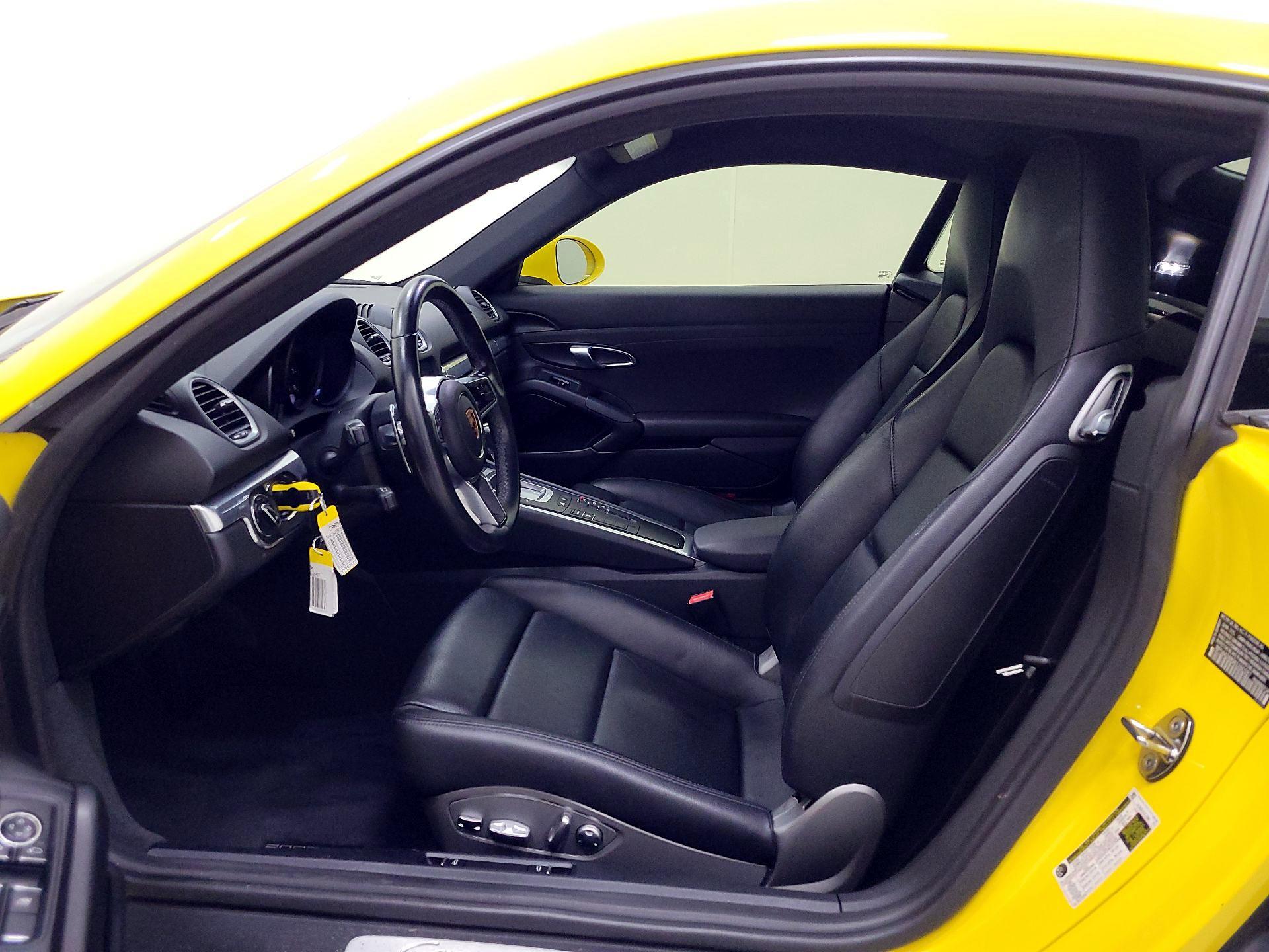 Thumbnail: 2019 Porsche 718 Cayman - 11