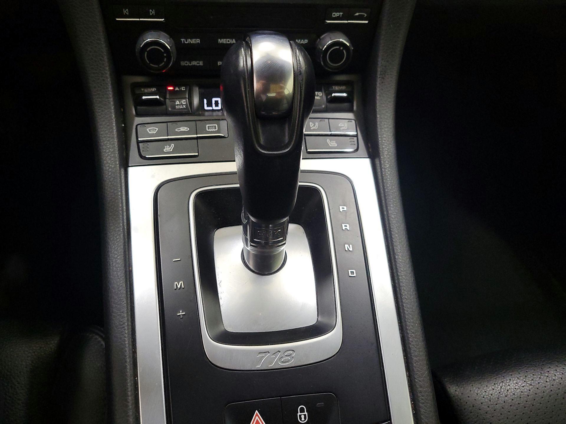 Thumbnail: 2019 Porsche 718 Cayman - 17