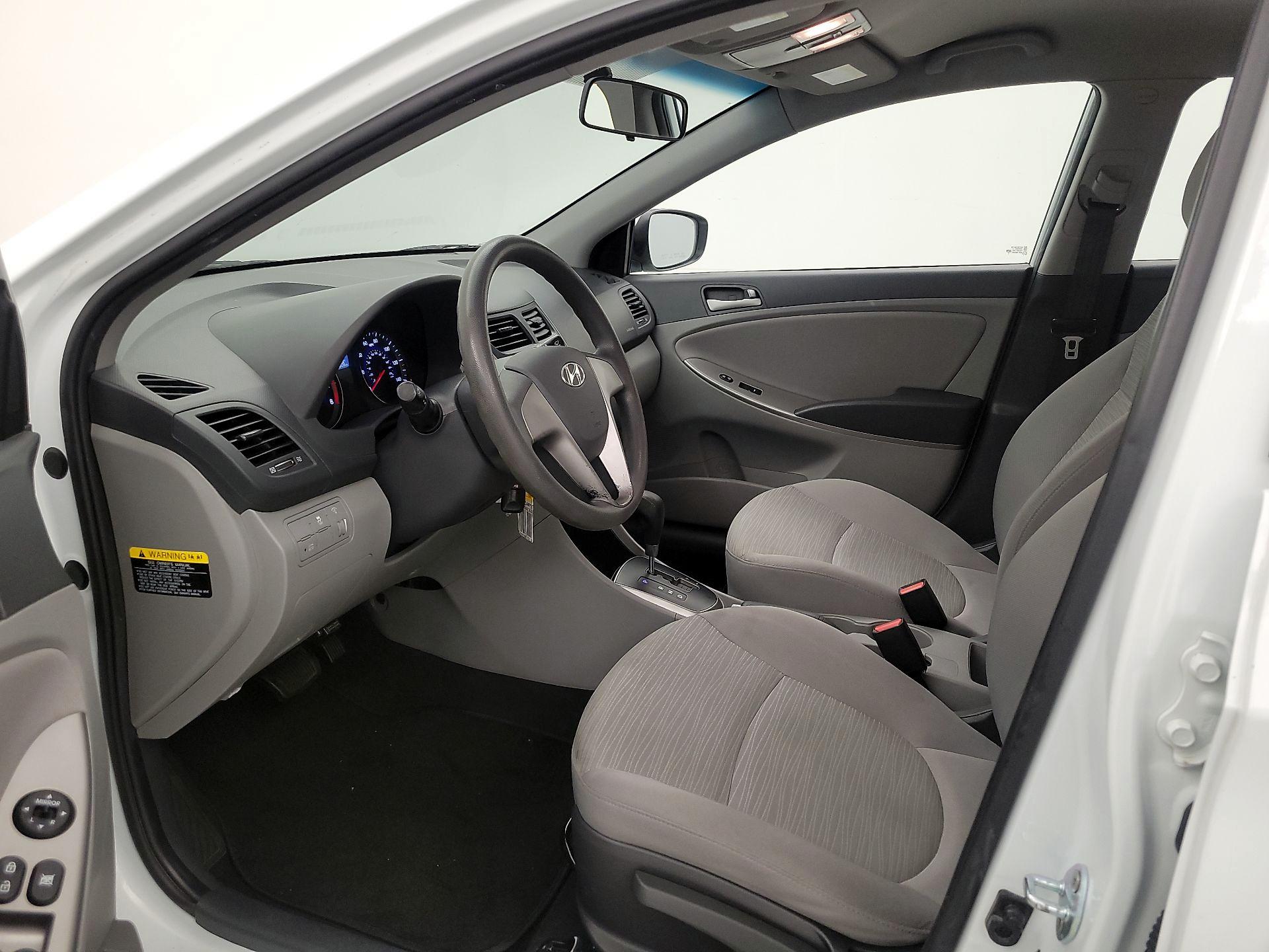 Thumbnail: 2016 Hyundai Accent - 11