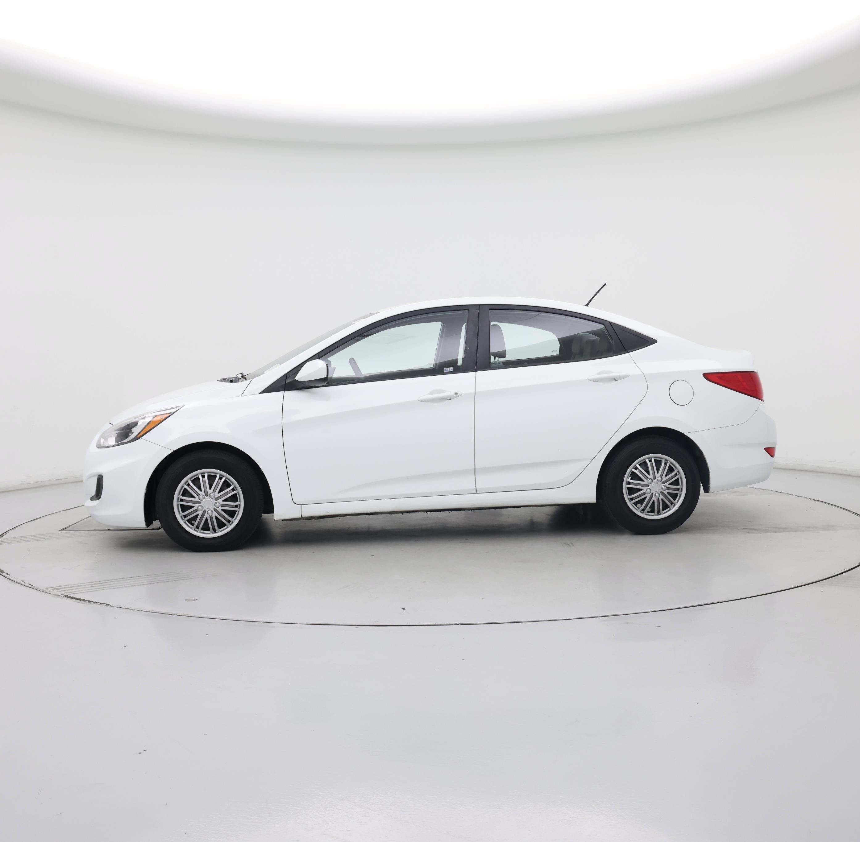 Thumbnail: 2016 Hyundai Accent - 3