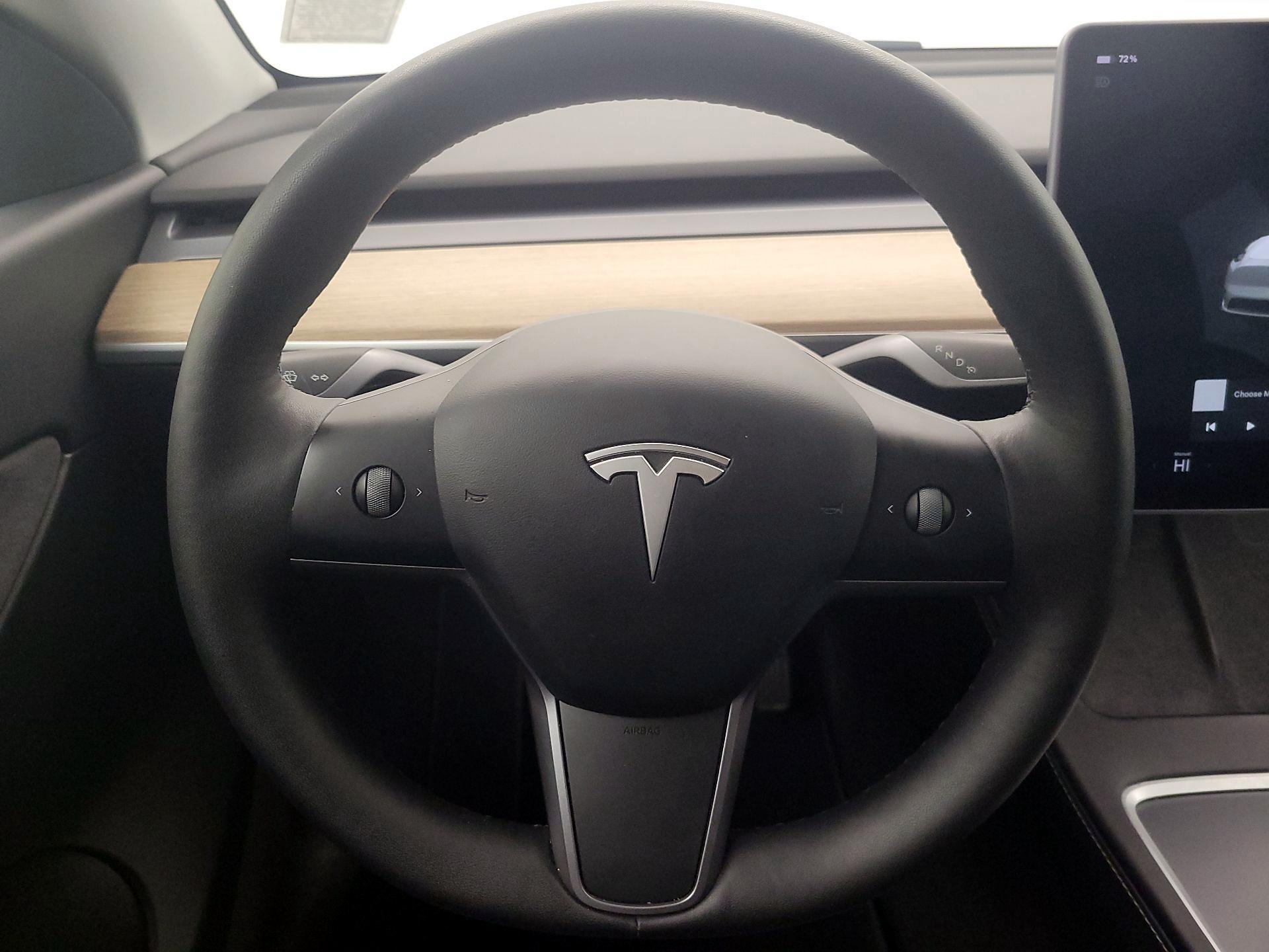 Thumbnail: 2022 Tesla Model Y - 10