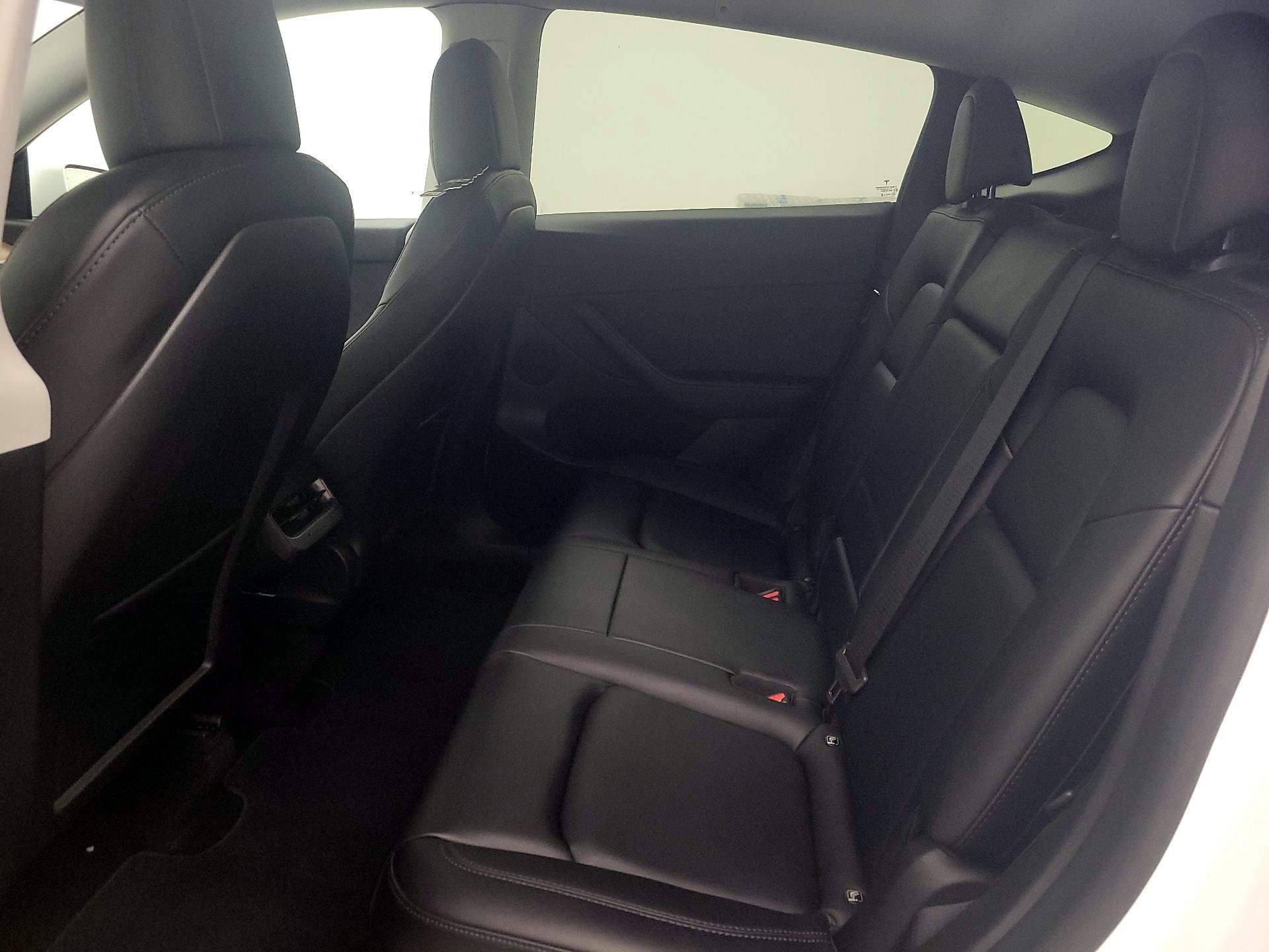 Thumbnail: 2022 Tesla Model Y - 18