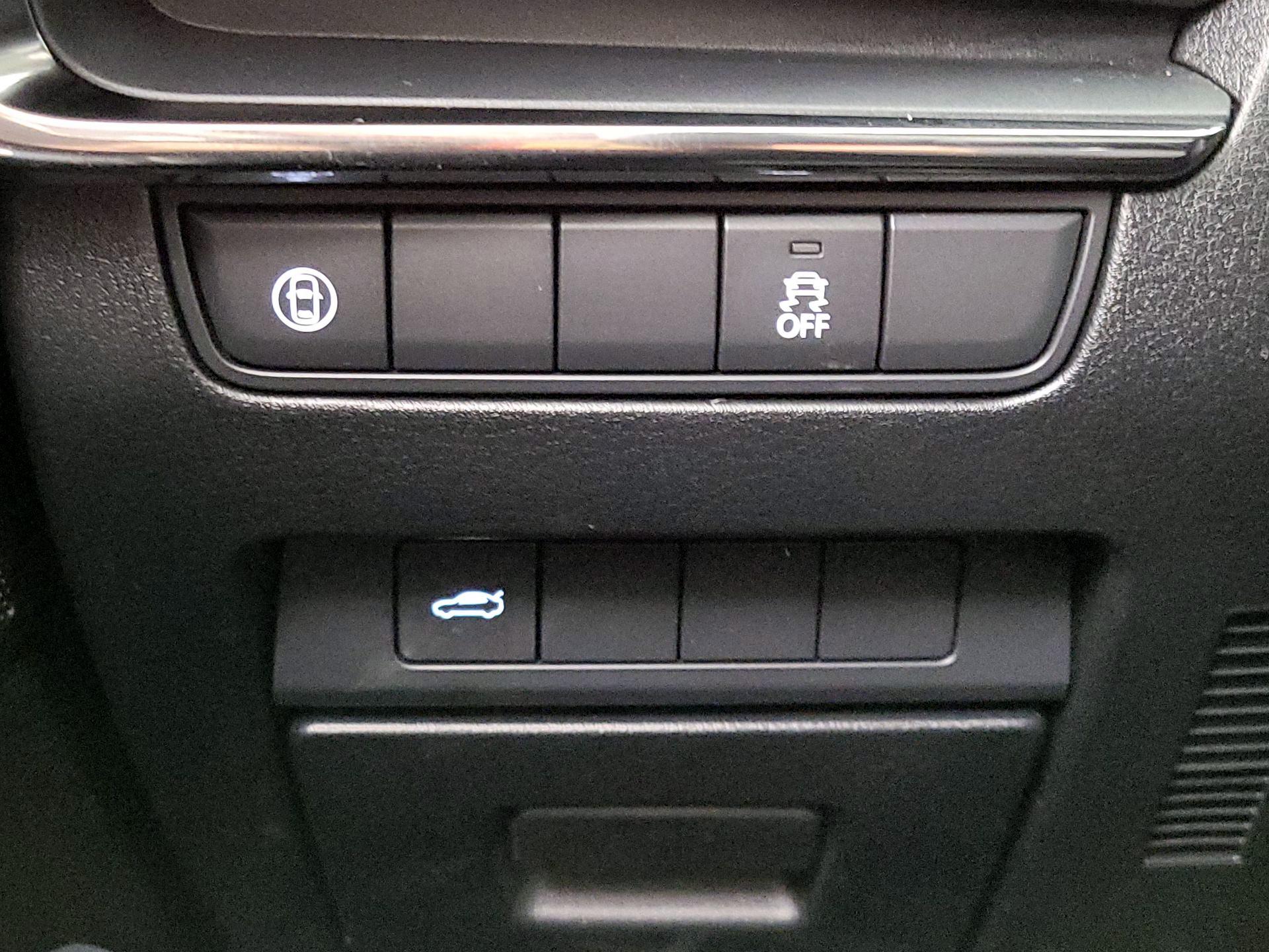 Thumbnail: 2019 Mazda Mazda3 - 13